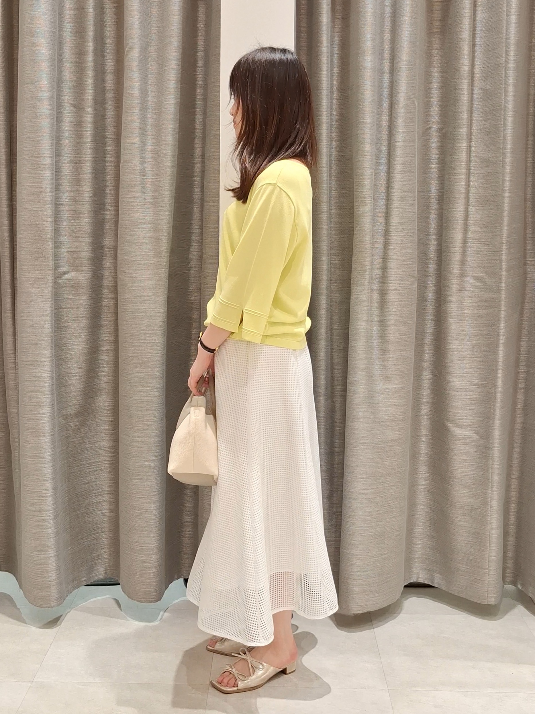 YuKaRiさんの「UNTITLED｜【洗える/清涼感】袖スリットニットプルオーバー」を使ったコーディネート