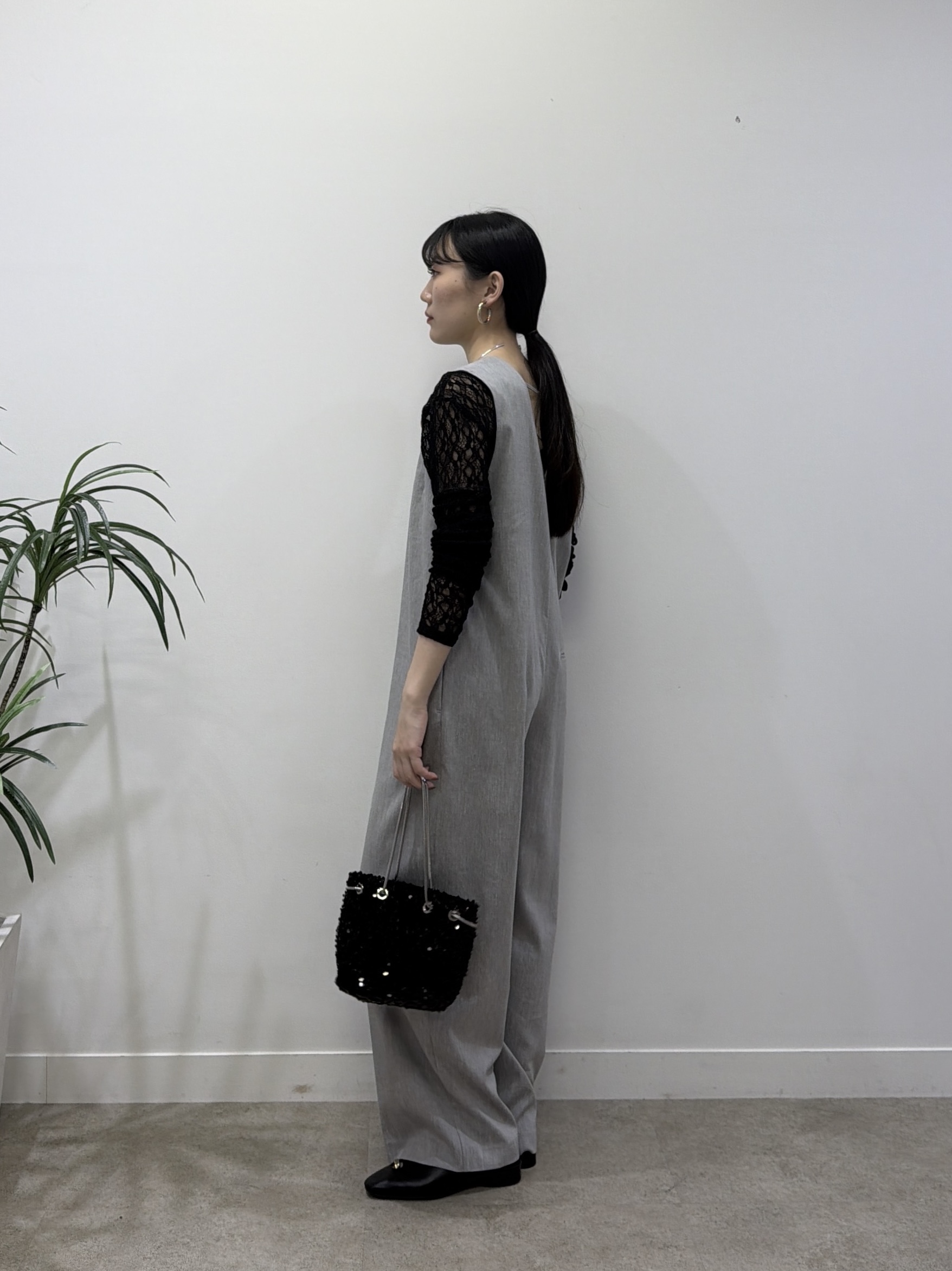 rinaさんの「INDIVI｜リネン混シアーサロペット」を使ったコーディネート