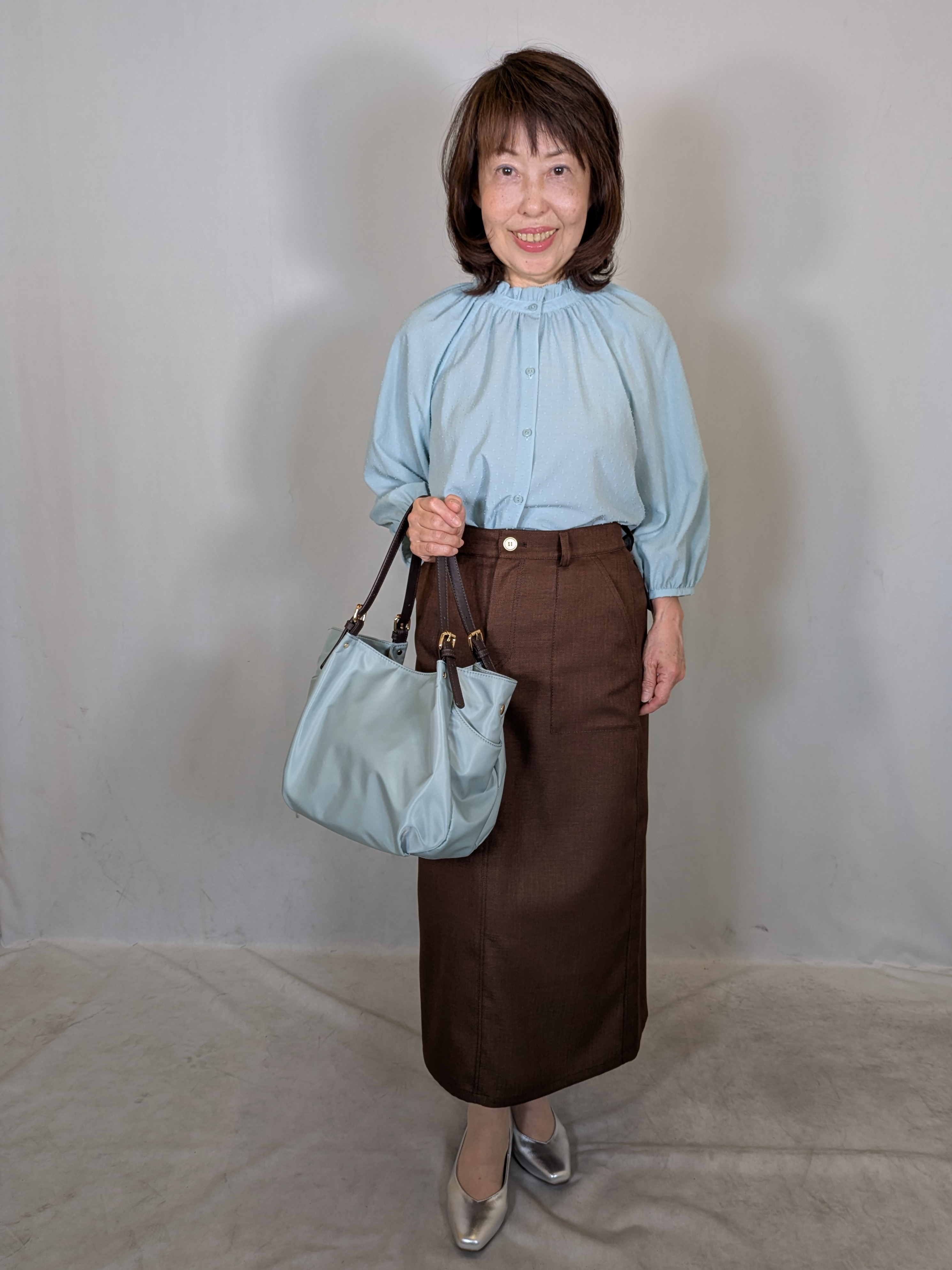 k.kazunoさんの「Reflect｜フロントボタンデザインブラウス」を使ったコーディネート