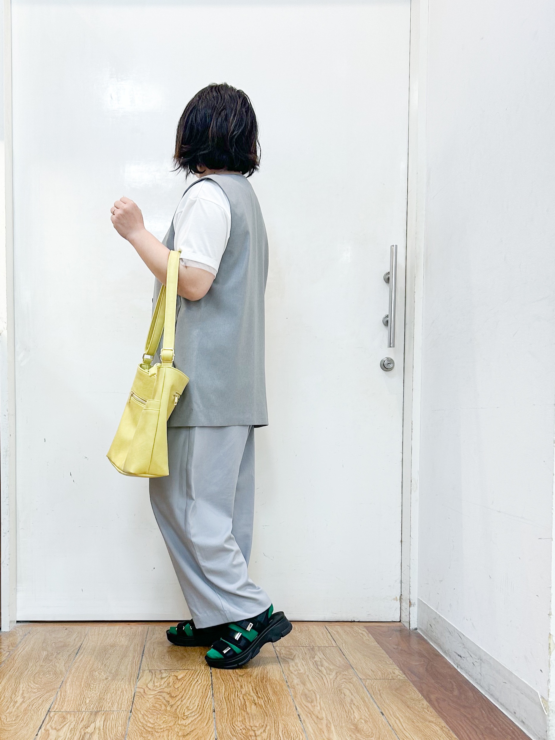haruさんの「SHOO･LA･RUE｜【ひんやり/S-LL/洗濯機可】色・柄選べる お袖チュールレイヤード プリントアソートTシャツ」を使ったコーディネート
