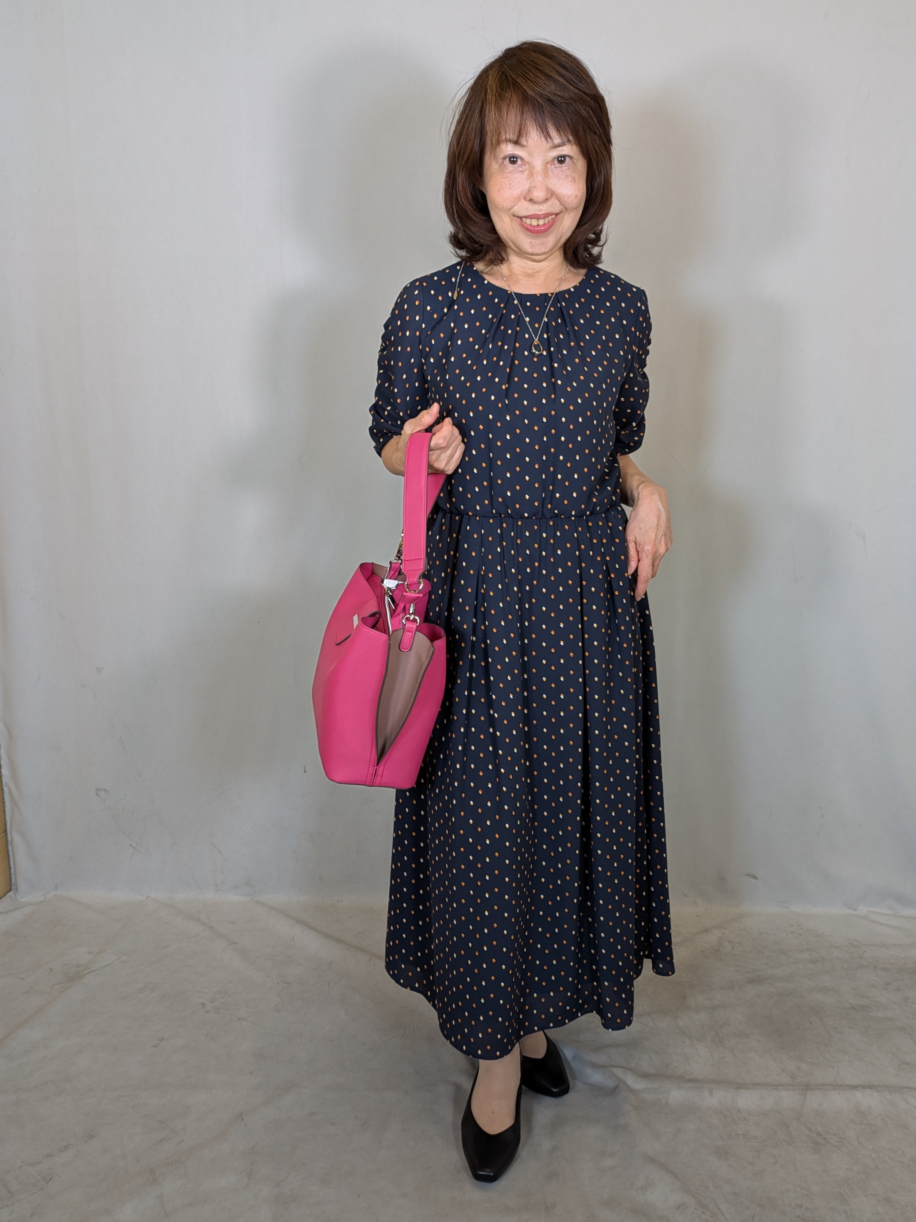 k.kazunoさんの「Reflect｜小紋柄ジョーゼットワンピース」を使ったコーディネート