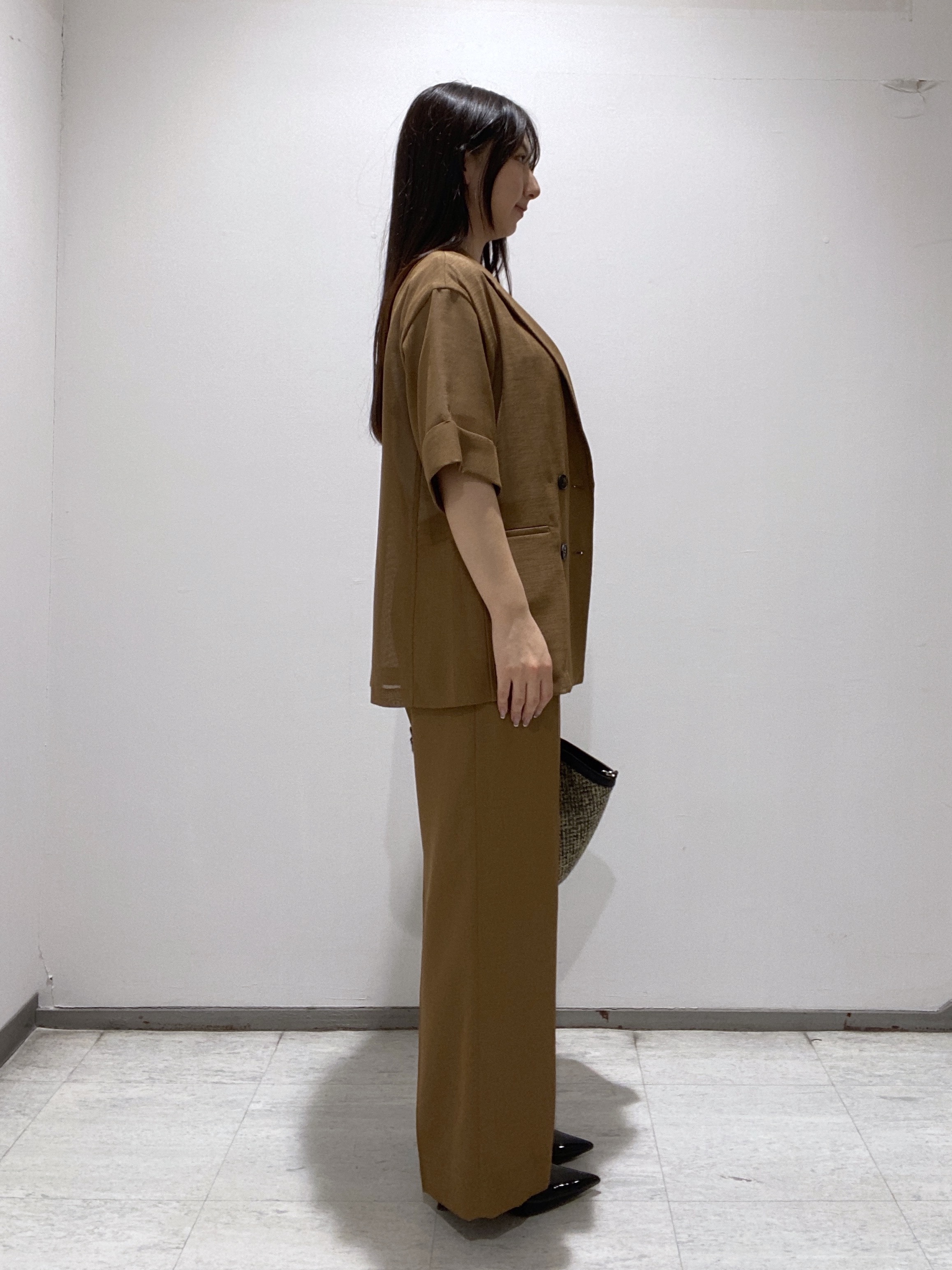meiさんの「INDIVI｜【洗える／メッシュ素材／SETUP可能】半袖シアージャケット」を使ったコーディネート