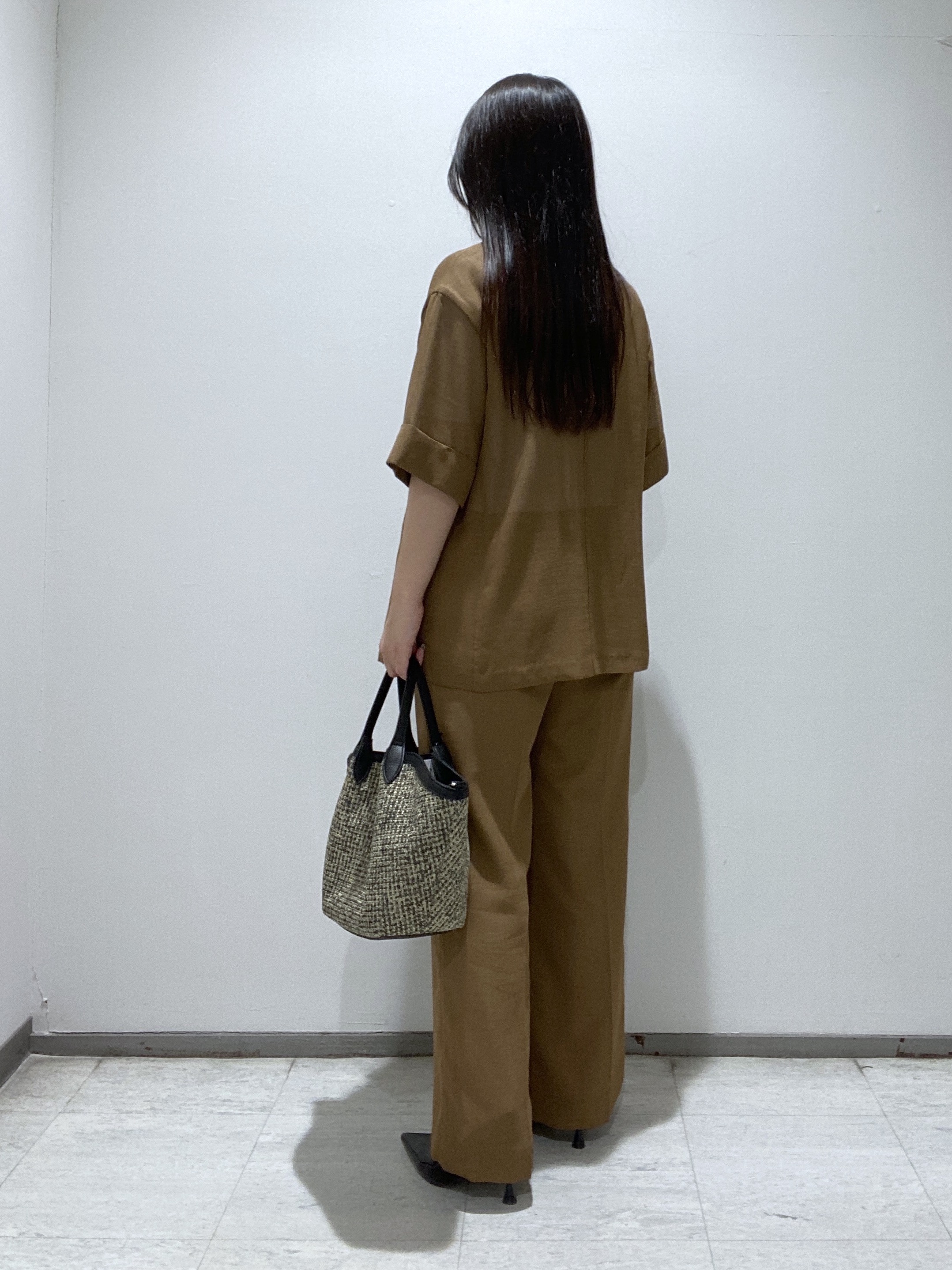 meiさんの「INDIVI｜【洗える／メッシュ素材／SETUP可能】半袖シアージャケット」を使ったコーディネート