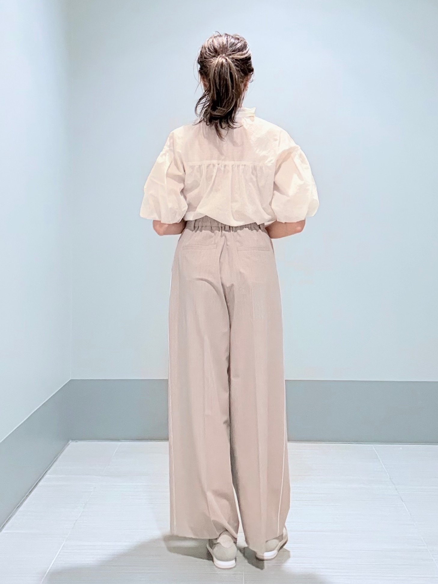 Yamaさんの「DRESSTERIOR｜【セットアップ可/ウォッシャブル】ストライプ2WAYストレッチ サイドラインパンツ」を使ったコーディネート