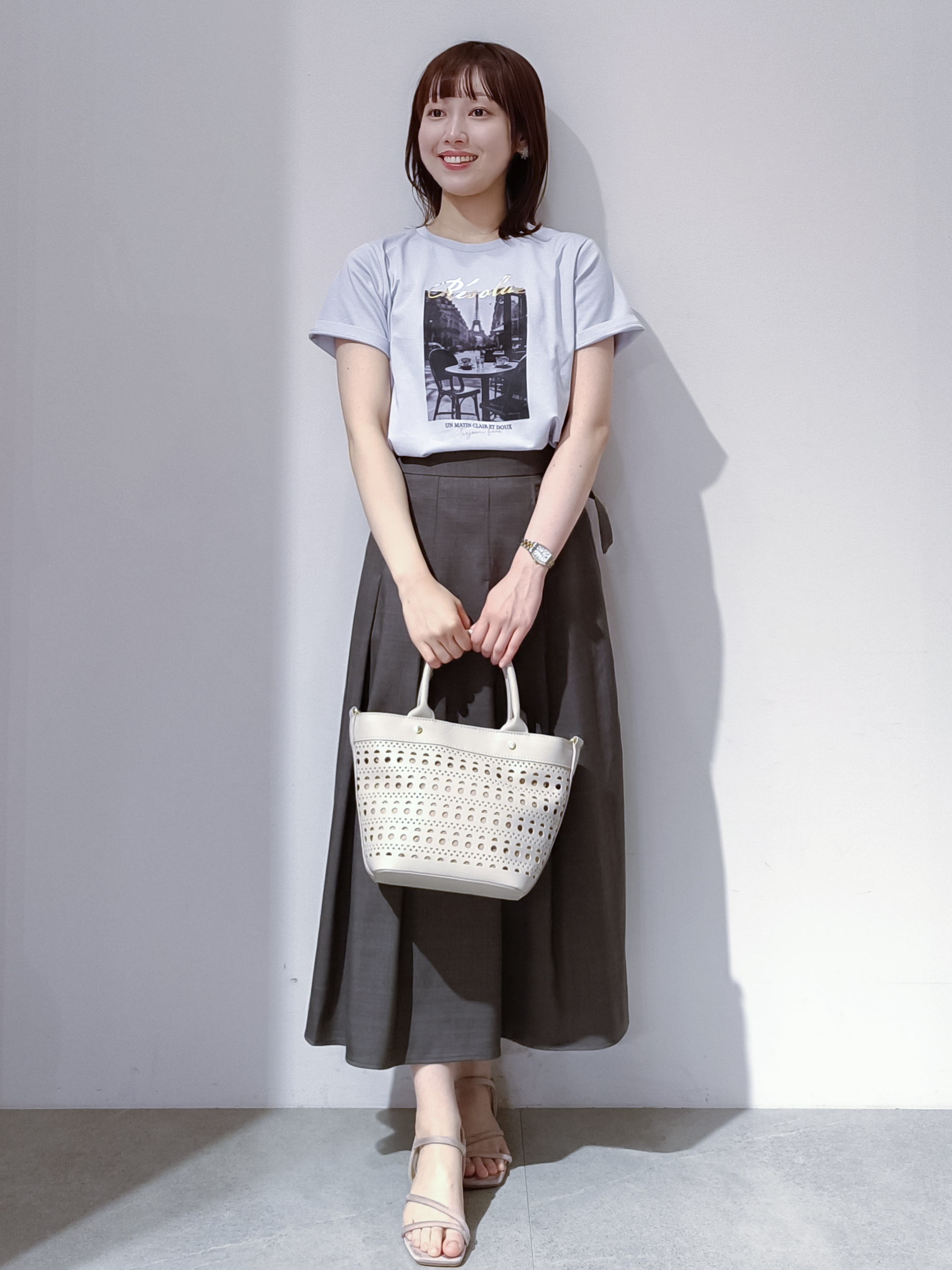 のんさんの「OPAQUE.CLIP｜【接触冷感／UVケア】転写箔プリントTシャツ《洗濯機OK》」を使ったコーディネート
