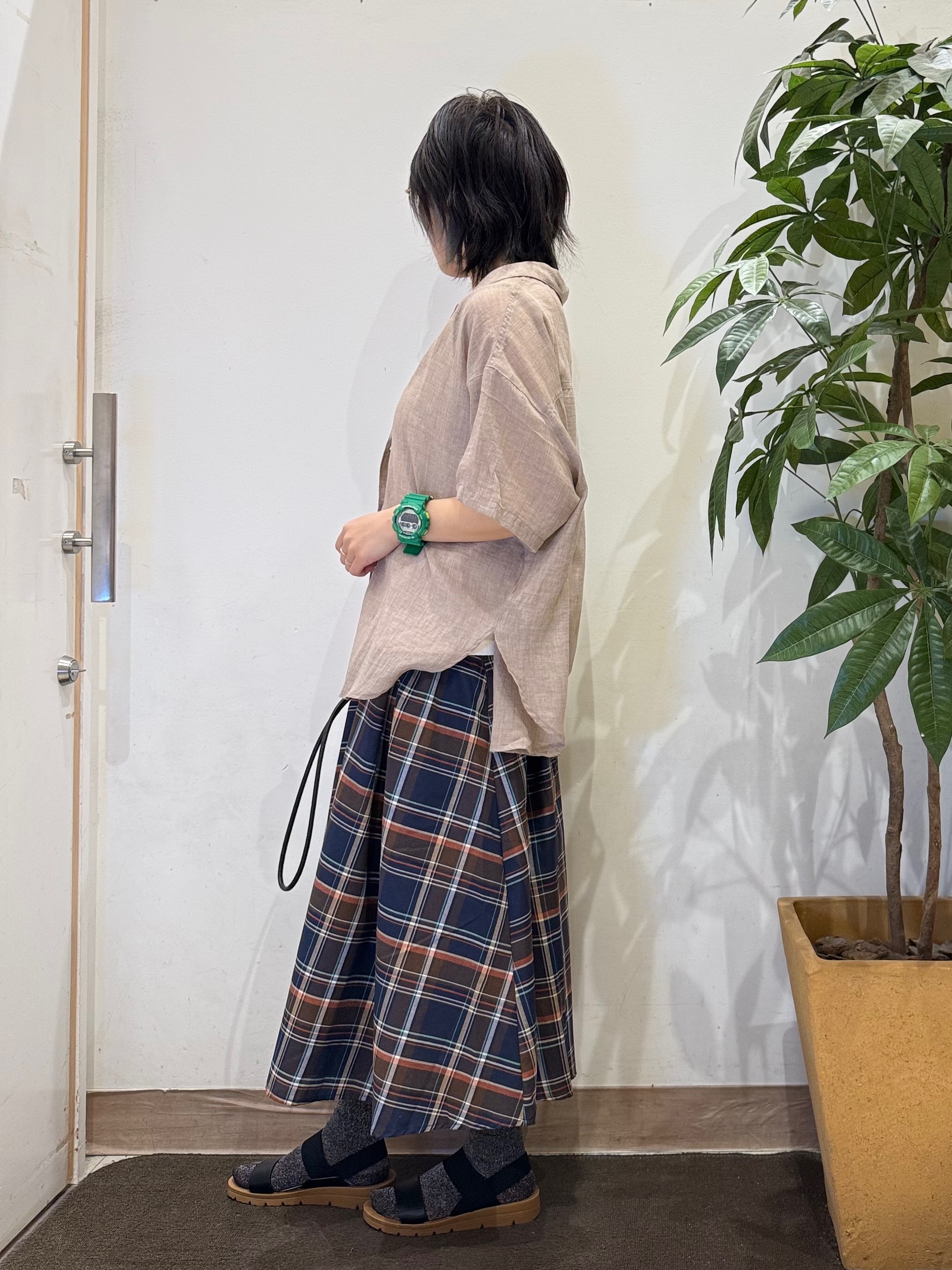 misakiさんの「SHOO･LA･RUE｜【S-LL】ナチュラルに決まる 半袖シアーシャツジャケット」を使ったコーディネート