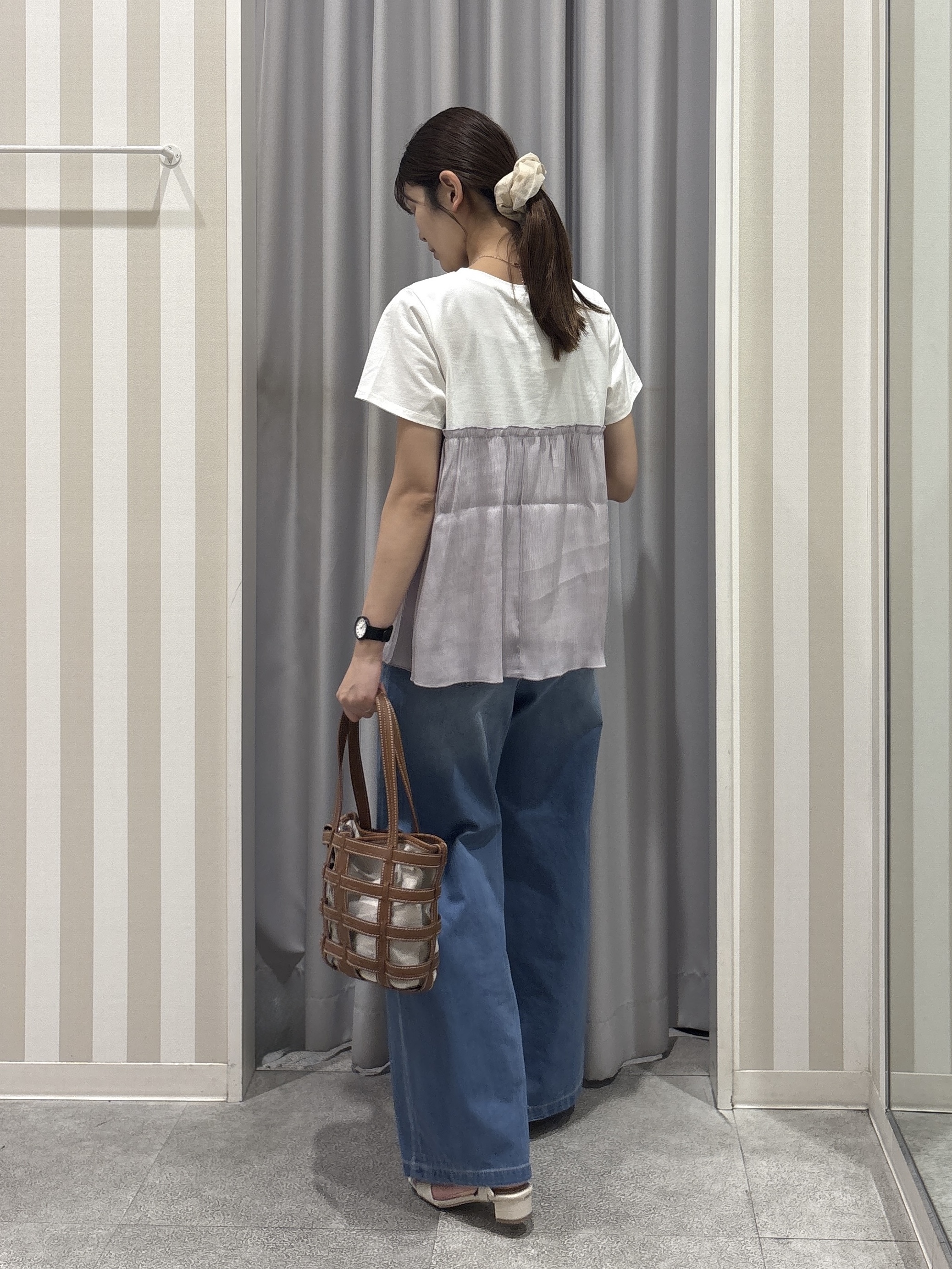 Rikaさんの「SHOO･LA･RUE｜【ひんやり/S-LL】1枚でインせず決まる きらきらビスチェ風Tシャツ」を使ったコーディネート