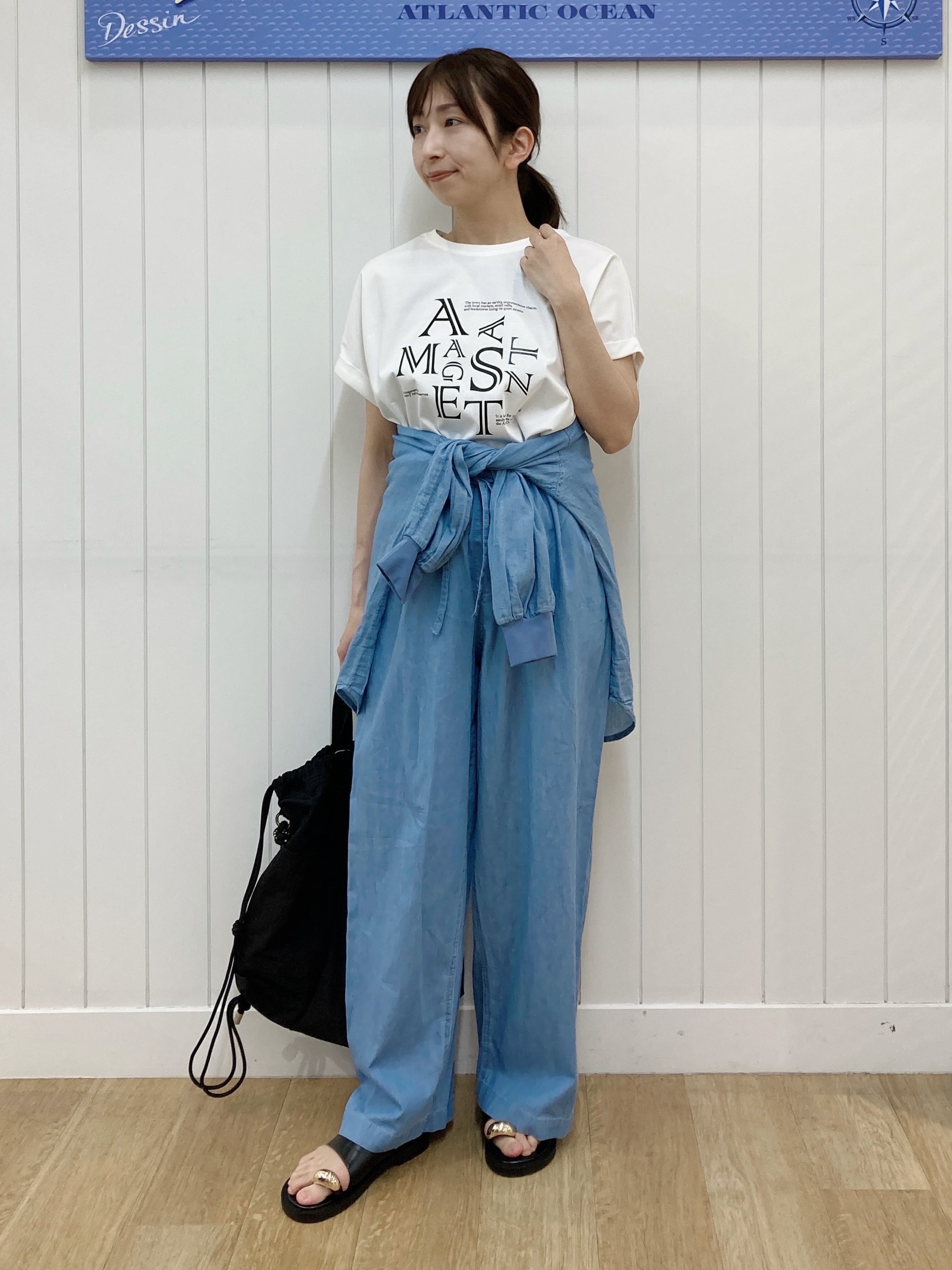 yoshiさんの「Dessin｜【洗える】美光沢カットソーロゴTシャツ」を使ったコーディネート