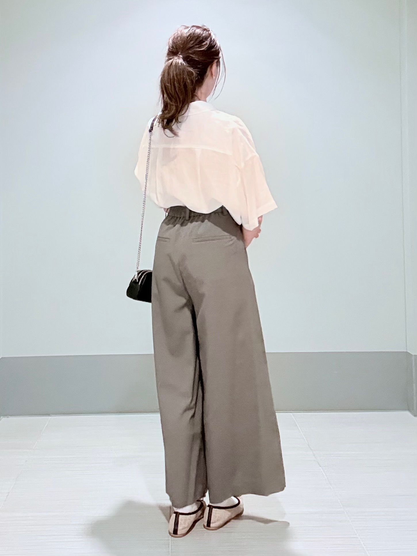 Yamaさんの「DRESSTERIOR｜ピュアラミー シャツ」を使ったコーディネート