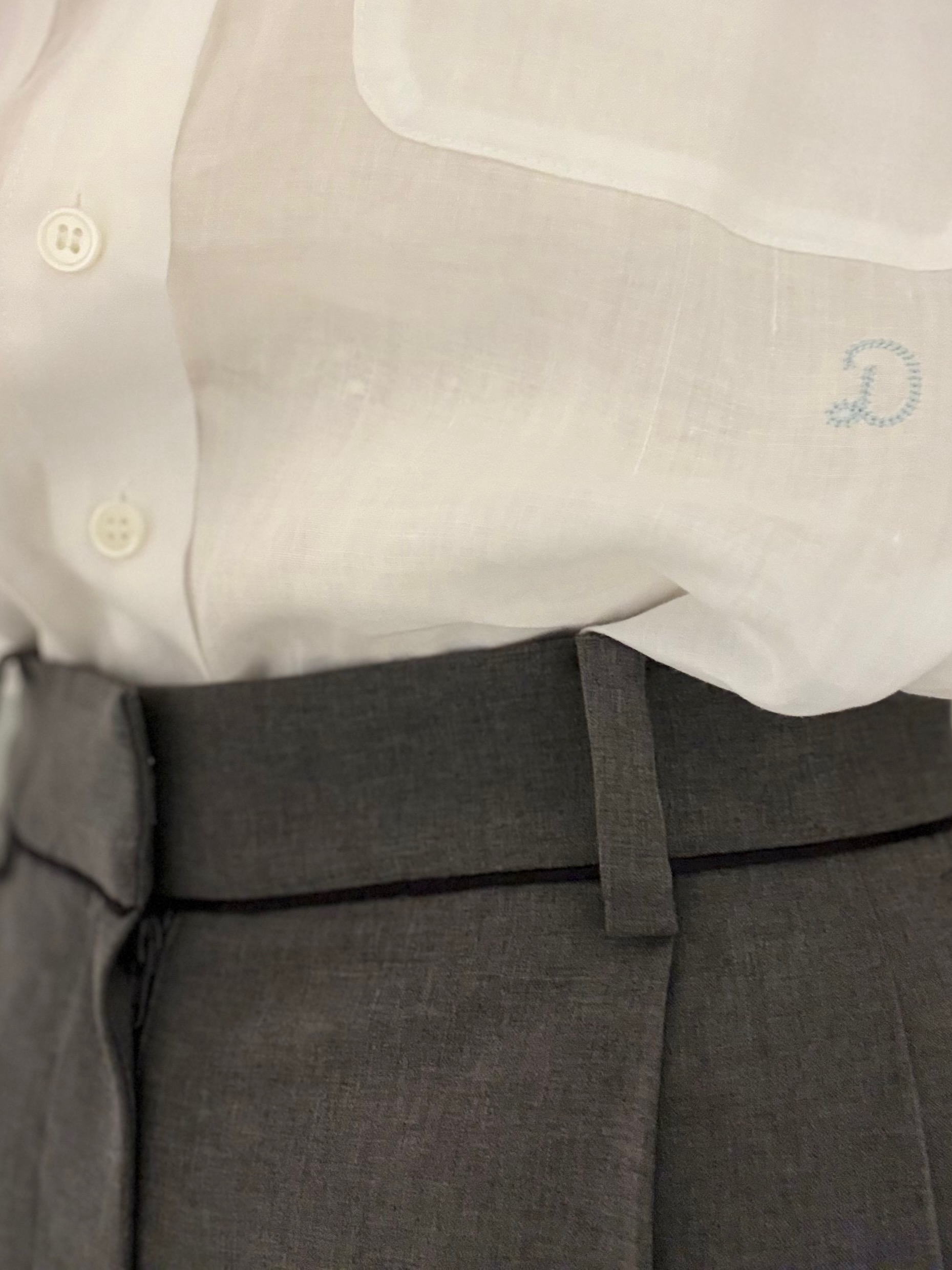 Yamaさんの「DRESSTERIOR｜ピュアラミー シャツ」を使ったコーディネート