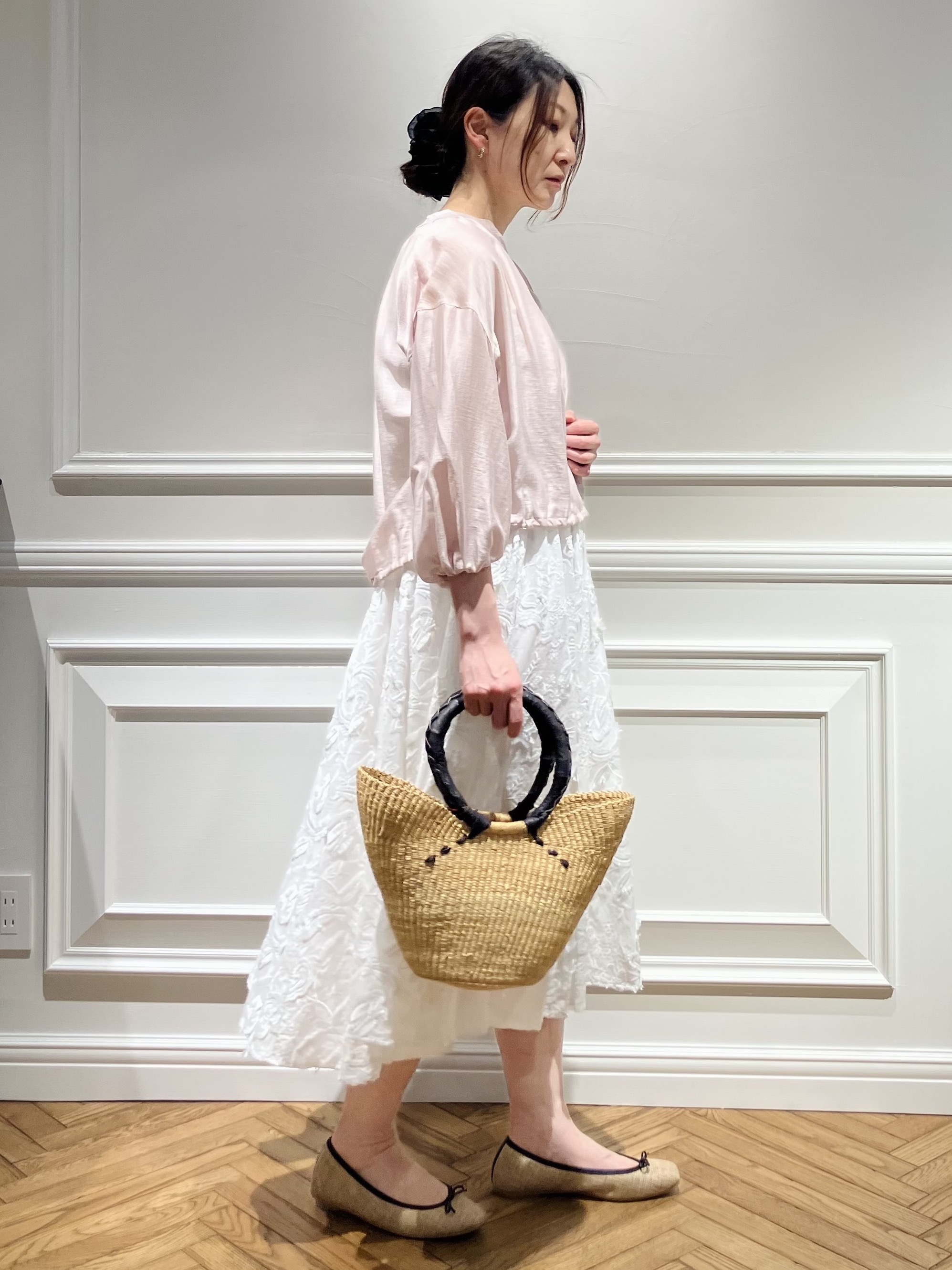 TSUKUIさんの「DRESSTERIOR｜ウォッシャブル シアーショートブルゾン」を使ったコーディネート