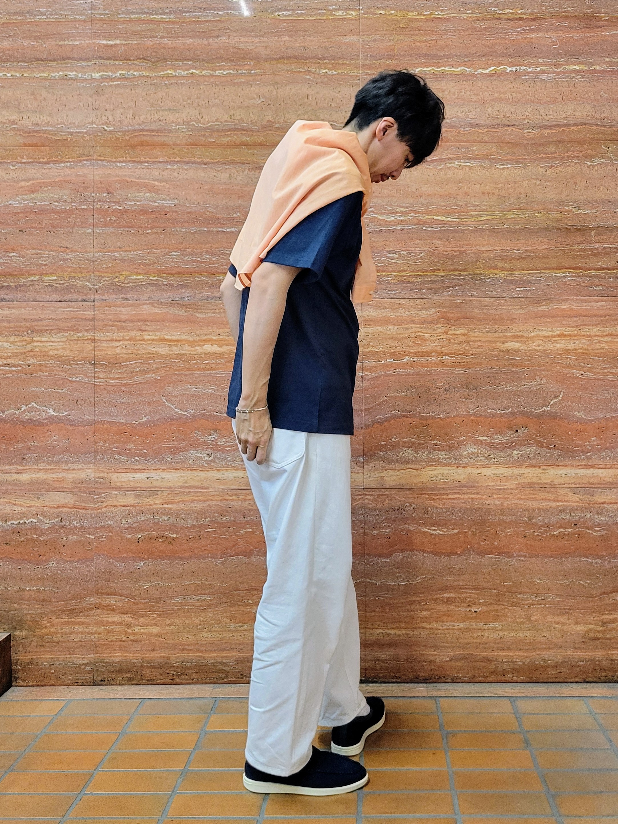 piroyaさんの「TAKEO KIKUCHI｜ポートレートアートＴシャツ」を使ったコーディネート