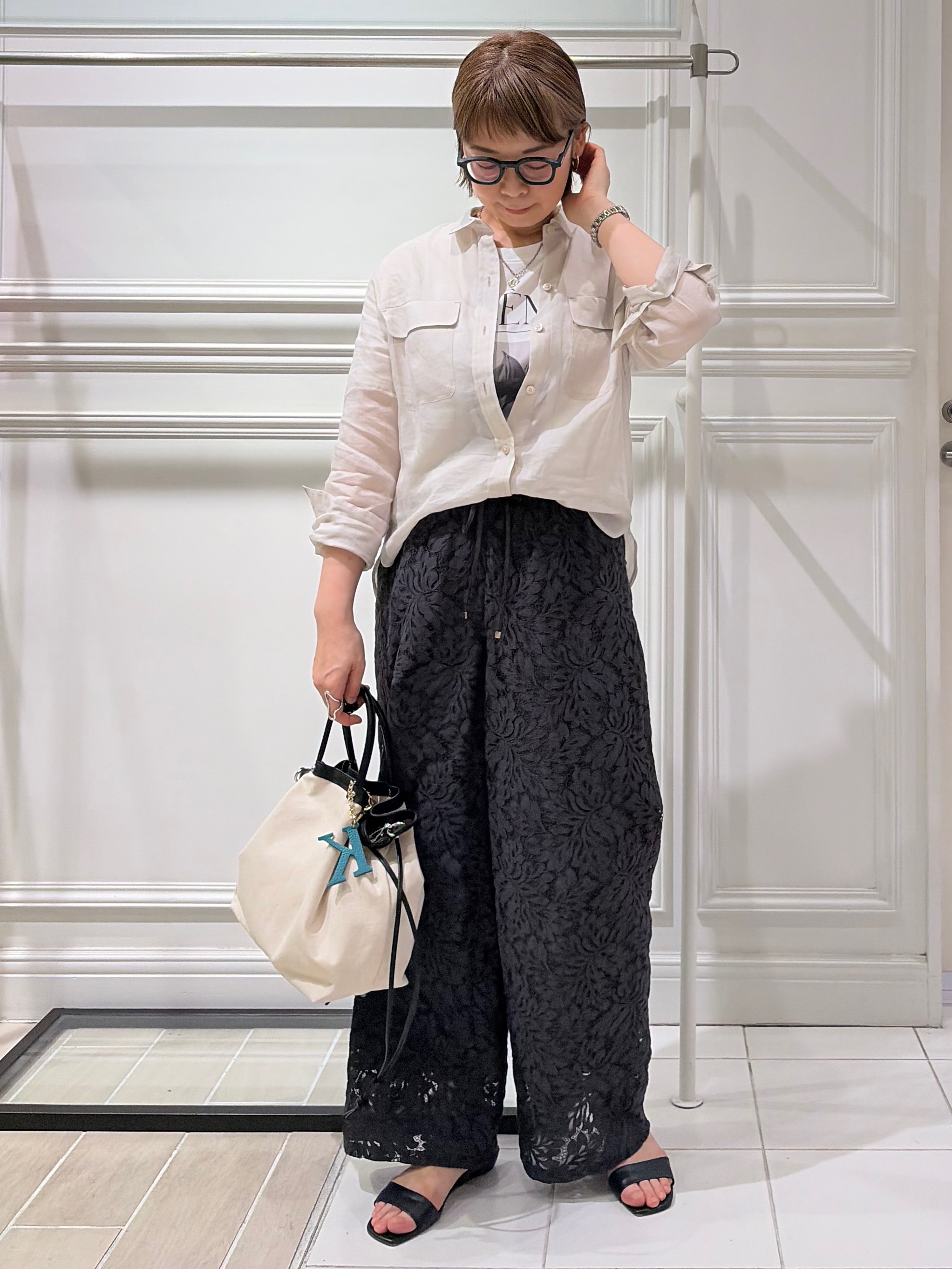 AKKOさんの「UNTITLED｜【古畑星夏さん着用/接触冷感】ドライタッチシャツ」を使ったコーディネート
