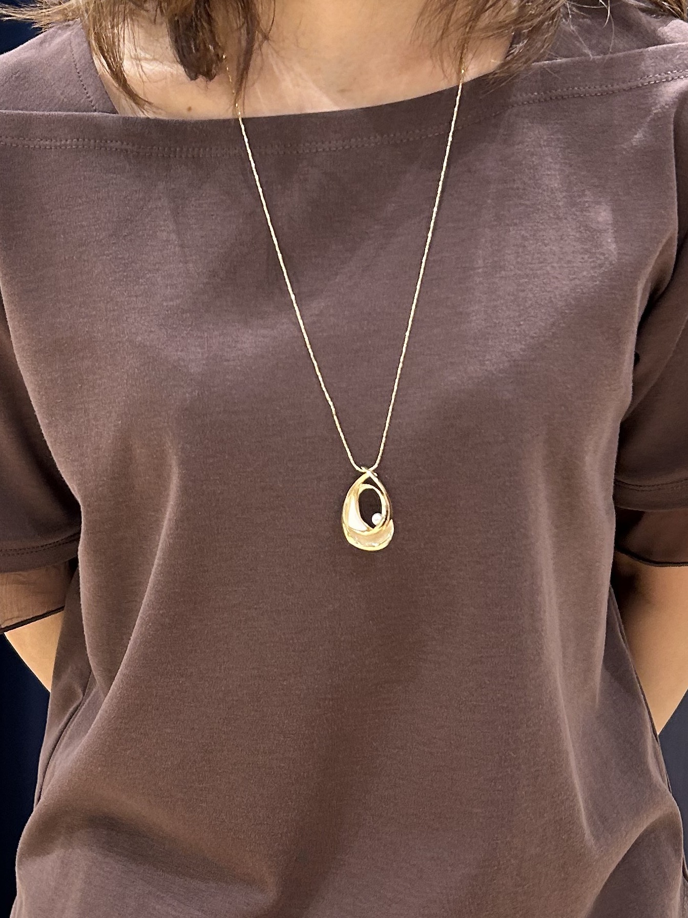 Orikaさんの「grove｜【二の腕カバー/UVカット・ひんやり】袖口シアースクエアネックTシャツ」を使ったコーディネート