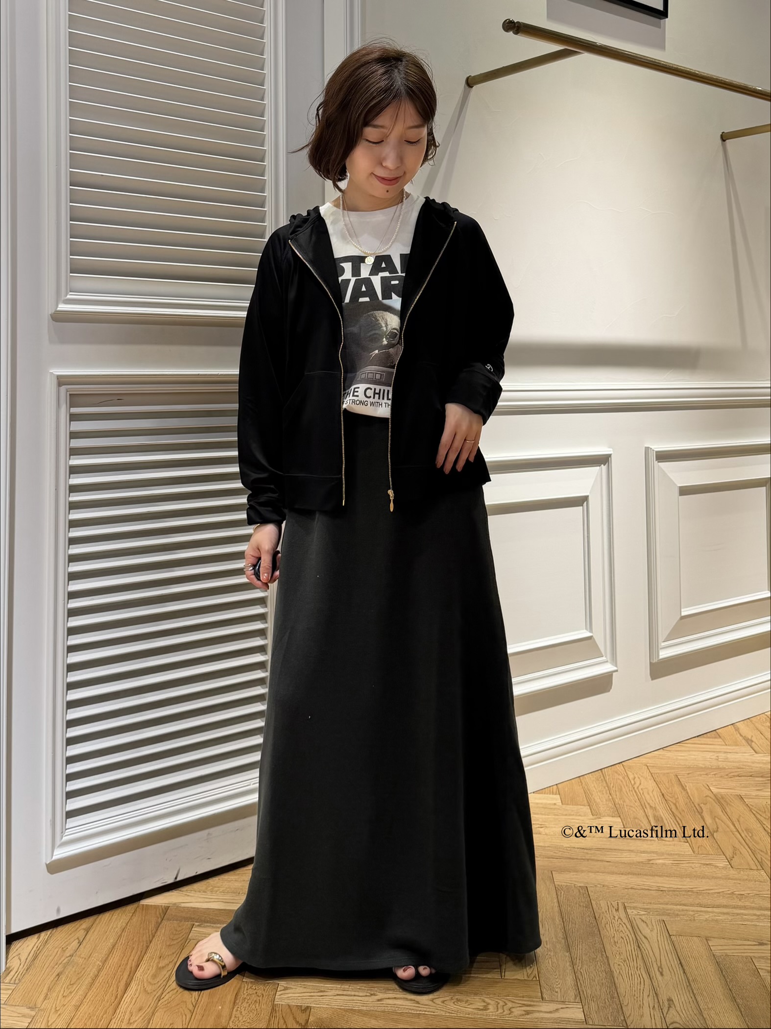 つじ まこさんの「DRESSTERIOR｜【接触冷感】STAR WARS カプセルグローグTシャツ」を使ったコーディネート