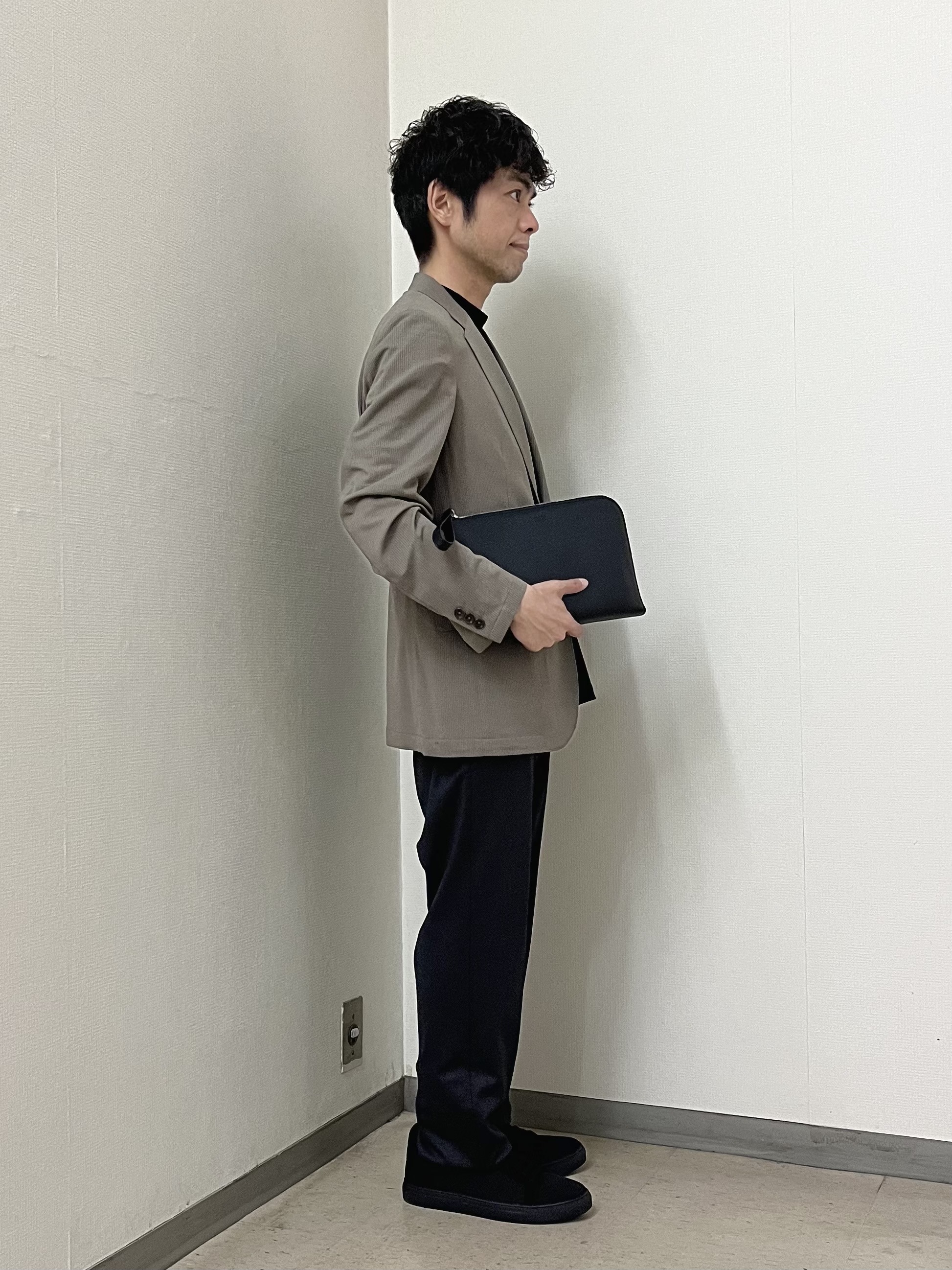 URAさんの「TAKEO KIKUCHI｜【Begin5月号掲載/通気性】トリコットサッカー ジャケット」を使ったコーディネート
