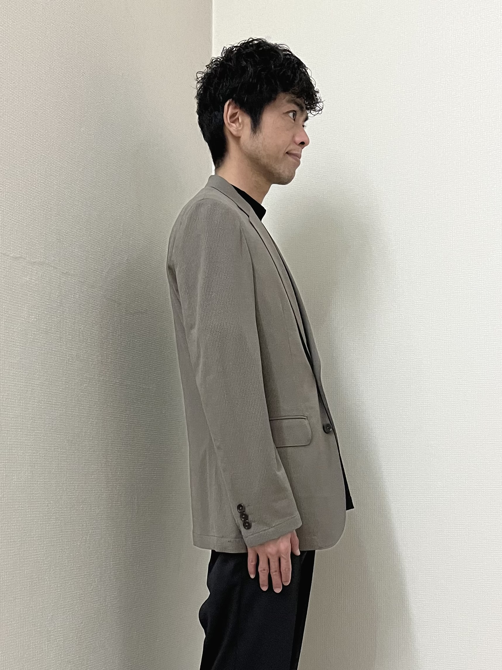 URAさんの「TAKEO KIKUCHI｜【Begin5月号掲載/通気性】トリコットサッカー ジャケット」を使ったコーディネート
