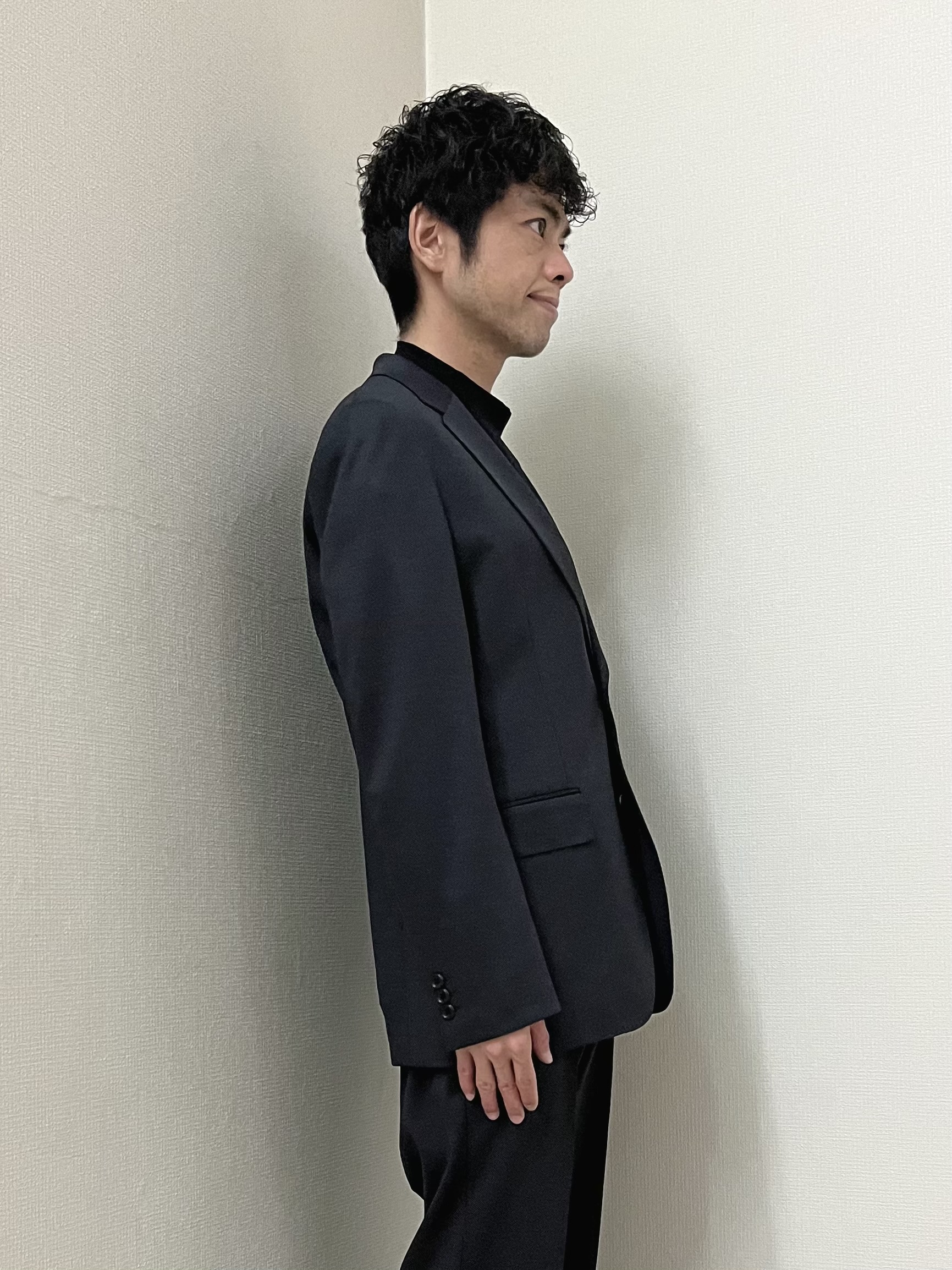URAさんの「TAKEO KIKUCHI｜【BOWLER HAT LABEL】ピンヘッドジャージ ジャケット」を使ったコーディネート