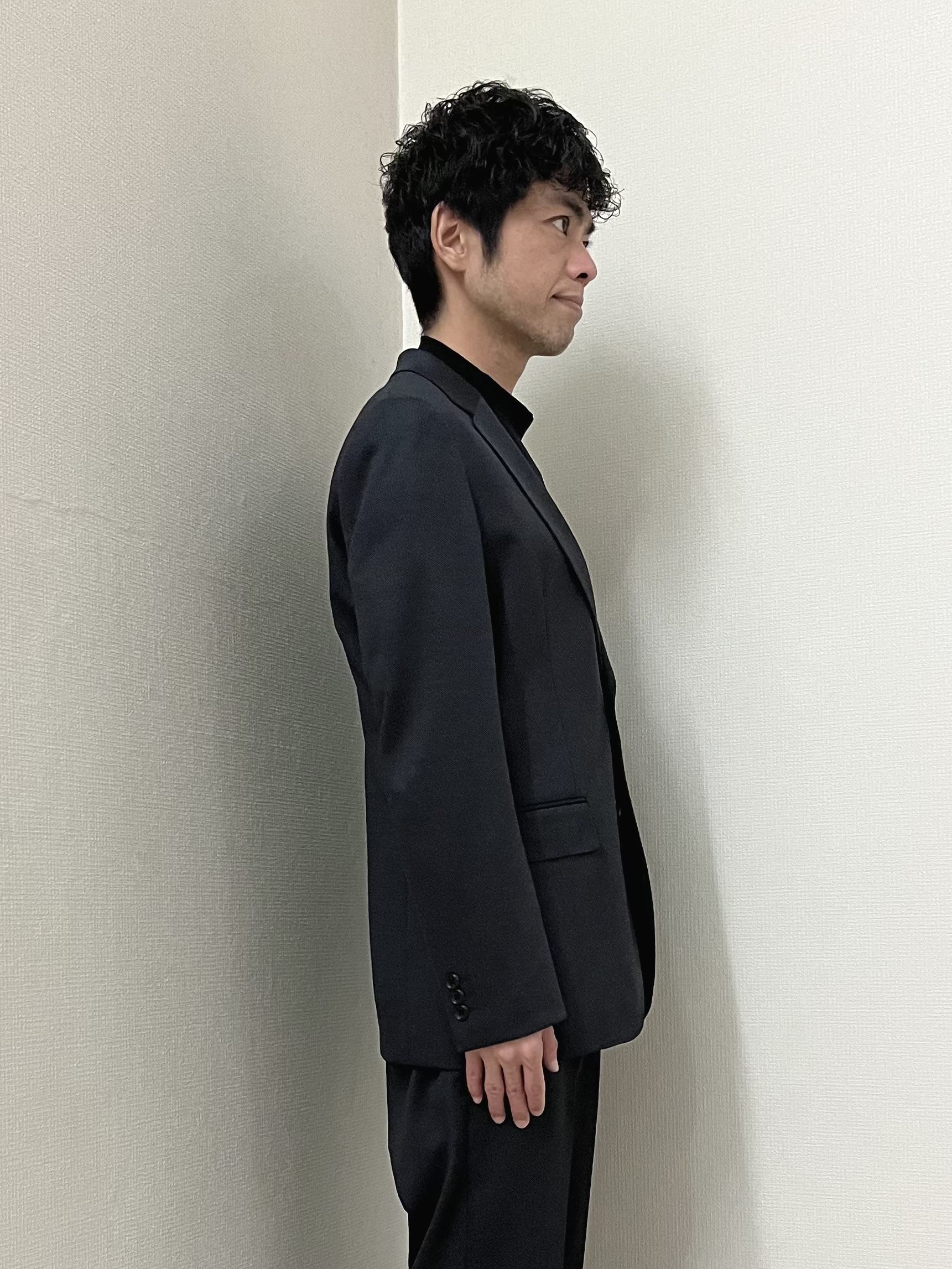 URAさんの「TAKEO KIKUCHI｜【BOWLER HAT LABEL】ピンヘッドジャージ ジャケット」を使ったコーディネート