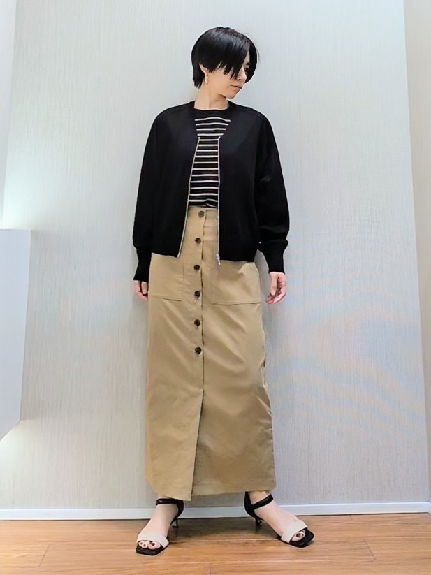 ミズタさんの「UNTITLED｜【アンサンブル可/日除け・冷房対策】シアーレーヨンZIPカーディガン」を使ったコーディネート