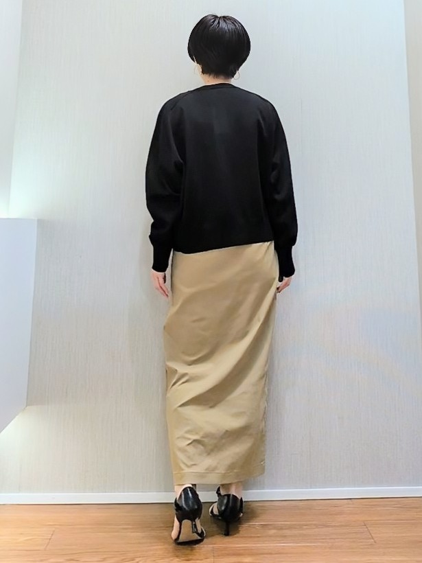 ミズタさんの「UNTITLED｜【アンサンブル可/日除け・冷房対策】シアーレーヨンZIPカーディガン」を使ったコーディネート