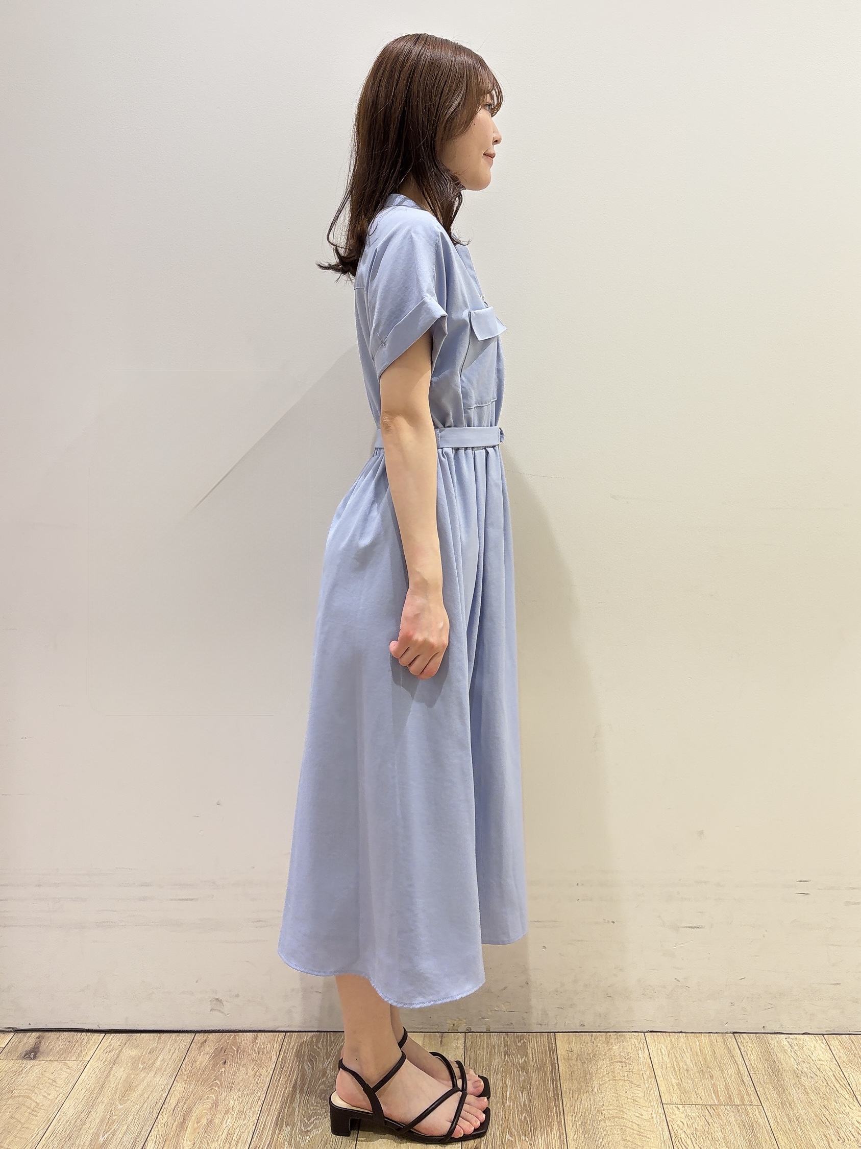MOMOさんの「index｜ダブルポケットスキッパーワンピース【防シワ／洗濯機OK】《XS～3L／6col》」を使ったコーディネート
