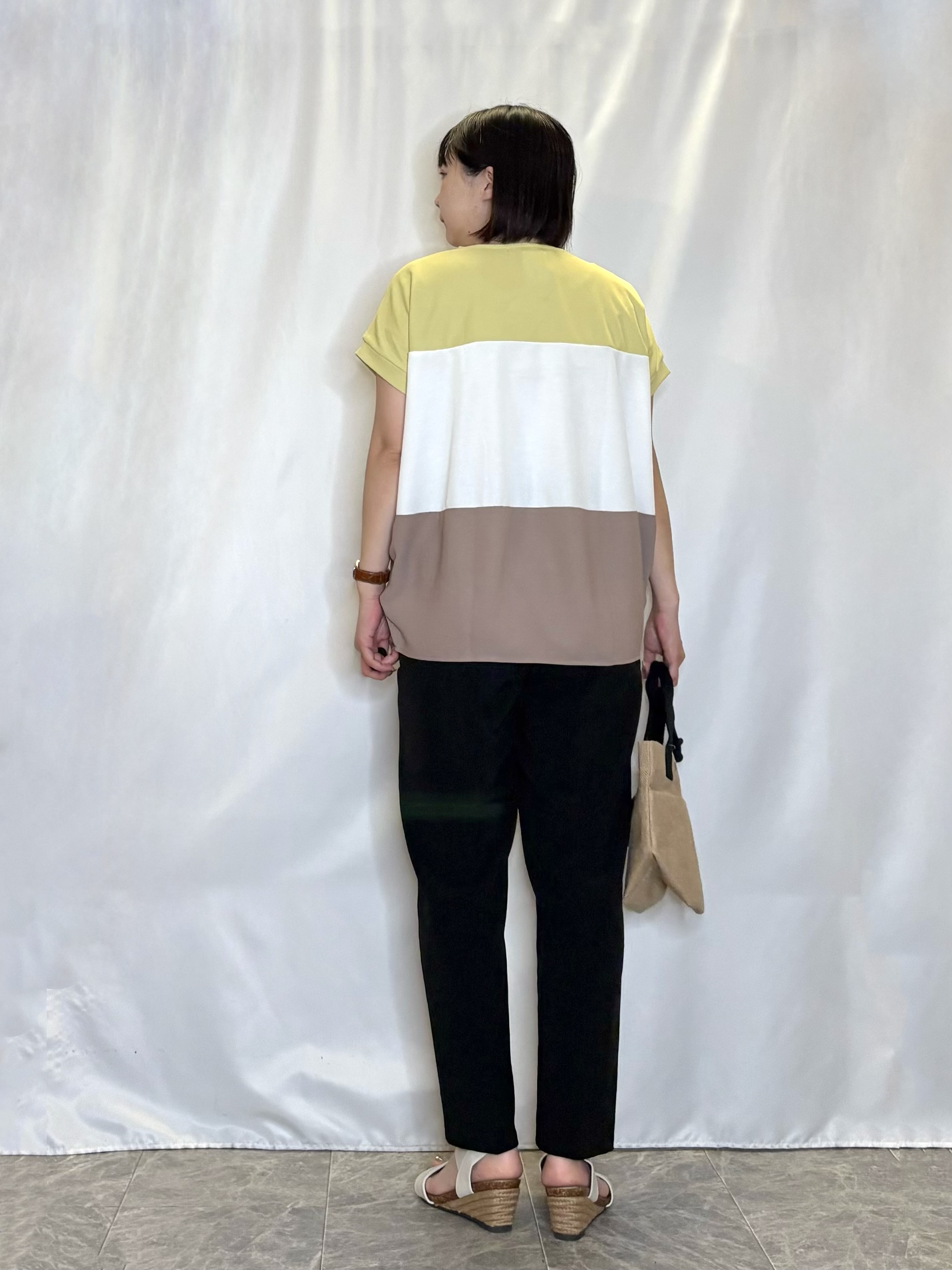 ネリさんの「SHOO･LA･RUE｜【S-LL/洗濯機可/体型カバー】1枚で主役になる 3段切替 ドルマンＴシャツ」を使ったコーディネート