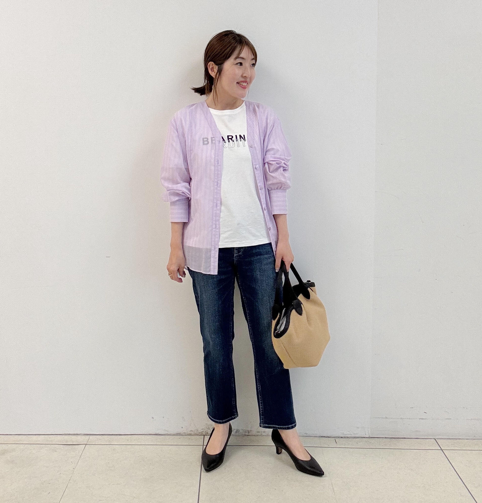 yoshiyaさんの「INDIVI｜【ラム革／美脚／通勤】レザーパンプス」を使ったコーディネート