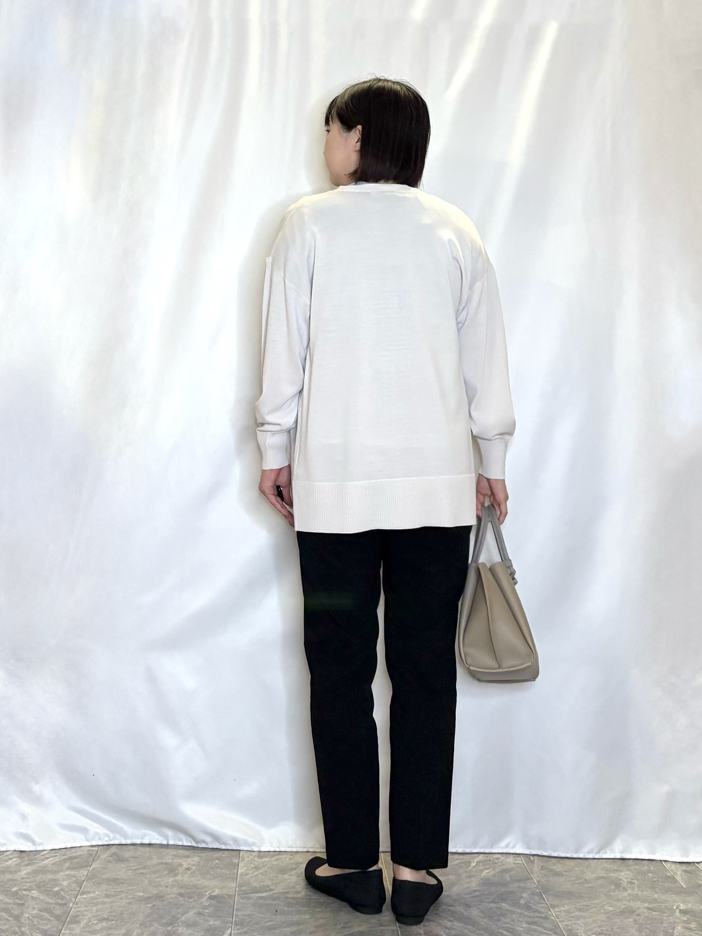 ネリさんの「SHOO･LA･RUE｜【洗濯機可/ひんやり/UV】さらっとしたタッチが心地よい ミドルカーディガン」を使ったコーディネート