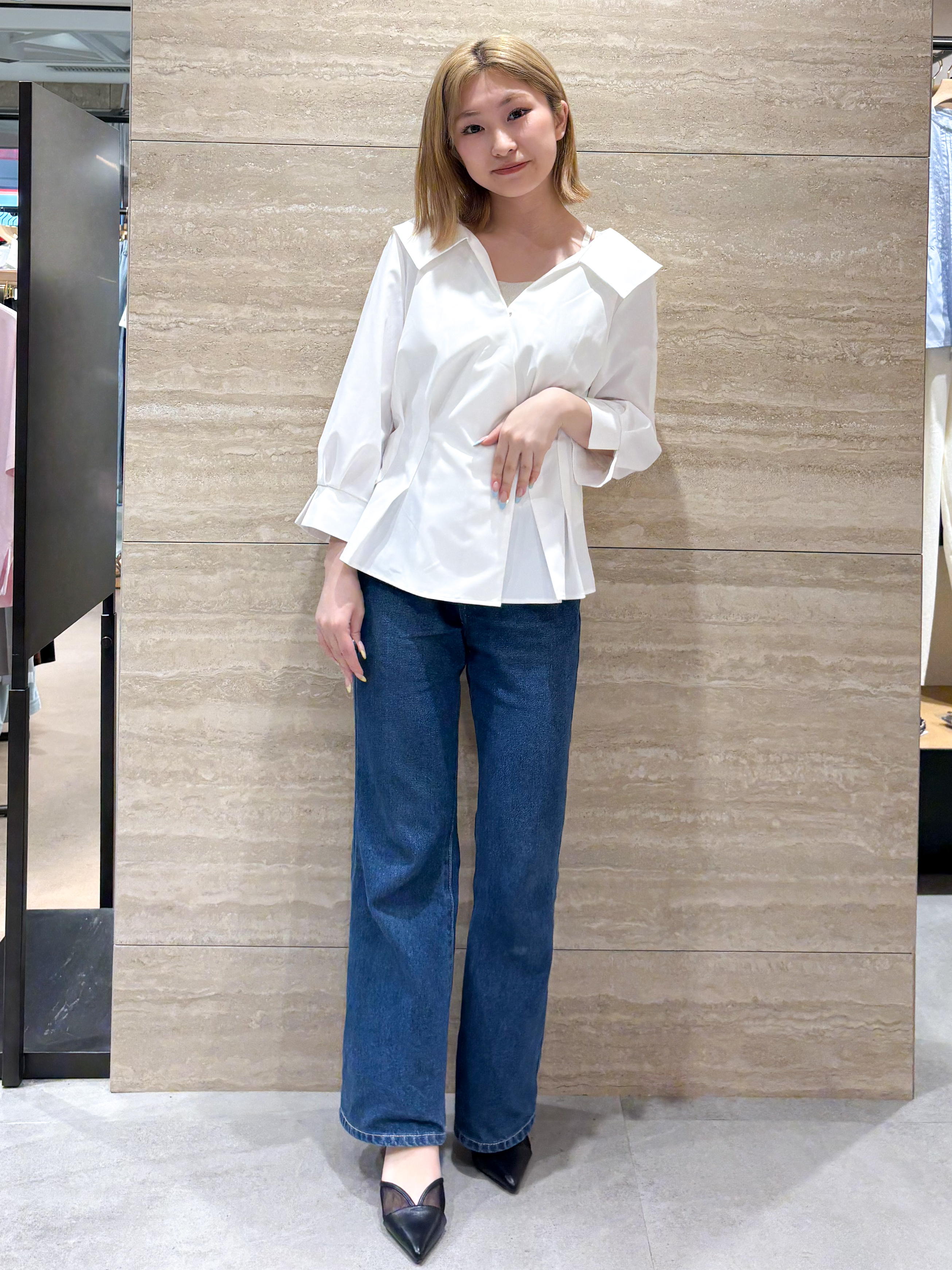 ふうかさんの「index｜カシュクールタックシャツ【洗濯機OK／ストレッチ】」を使ったコーディネート