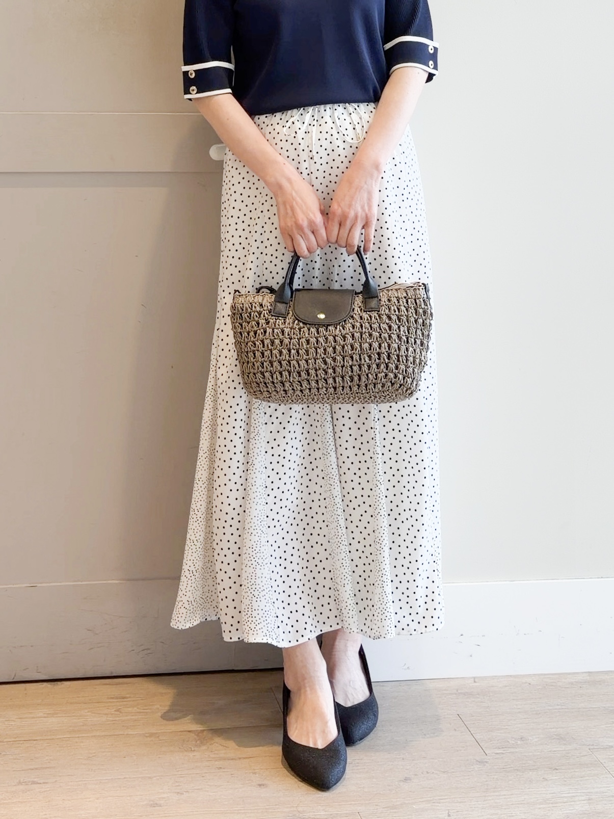 yamakoさんの「grove｜【シリーズ累計36万枚/名品ニット】やわらかドライタッチ 袖メッシュ編みニット」を使ったコーディネート