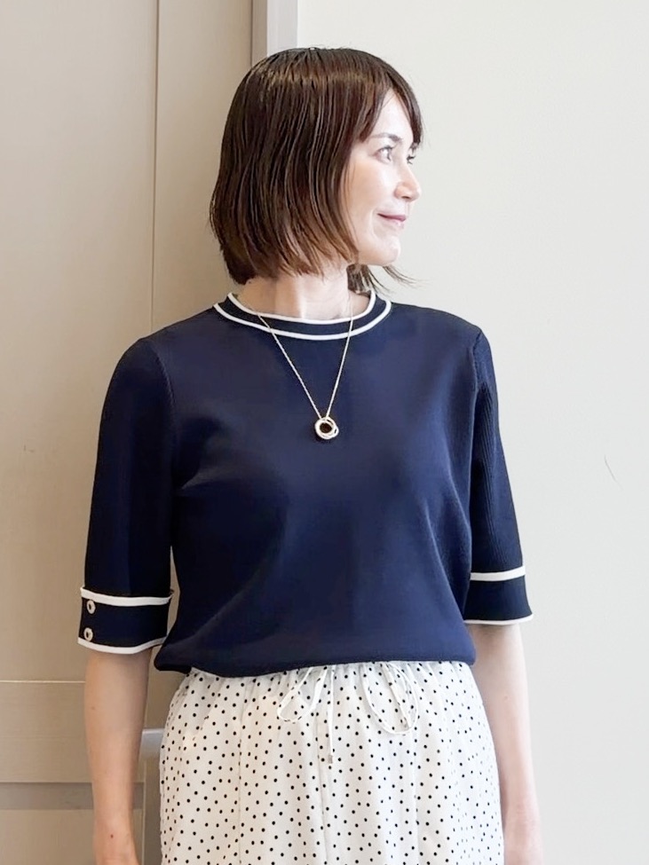 yamakoさんの「grove｜【シリーズ累計36万枚/名品ニット】やわらかドライタッチ 袖メッシュ編みニット」を使ったコーディネート
