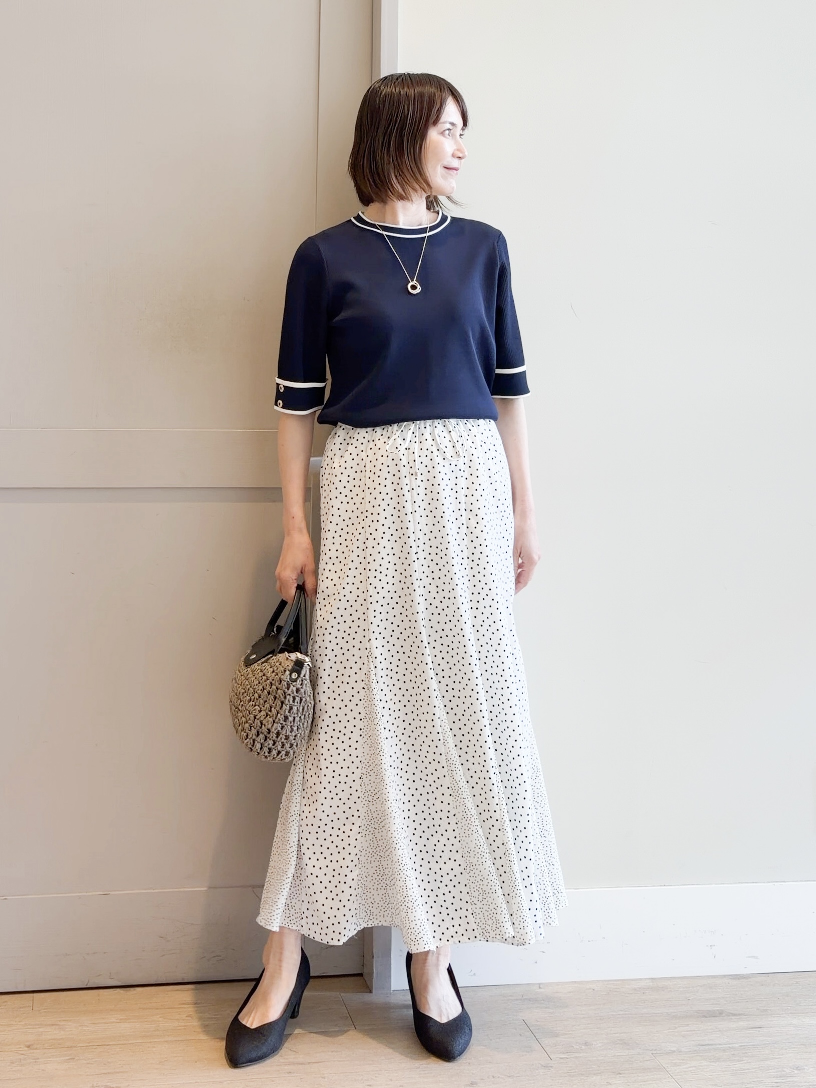 yamakoさんの「grove｜【シリーズ累計36万枚/名品ニット】やわらかドライタッチ 袖メッシュ編みニット」を使ったコーディネート