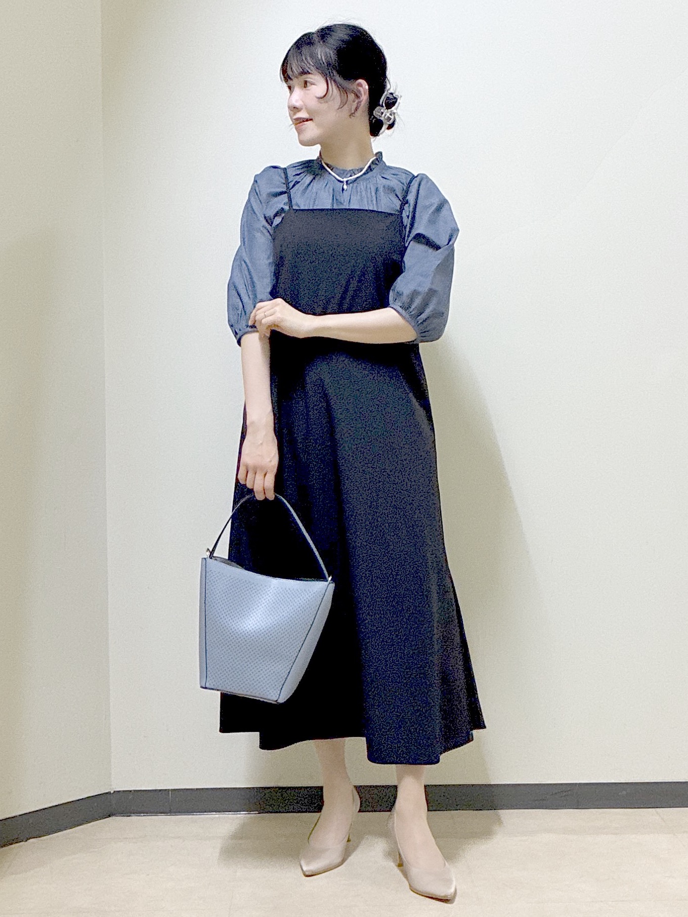  beni_gingerさんの「Reflect｜フロントボタンデザインブラウス」を使ったコーディネート
