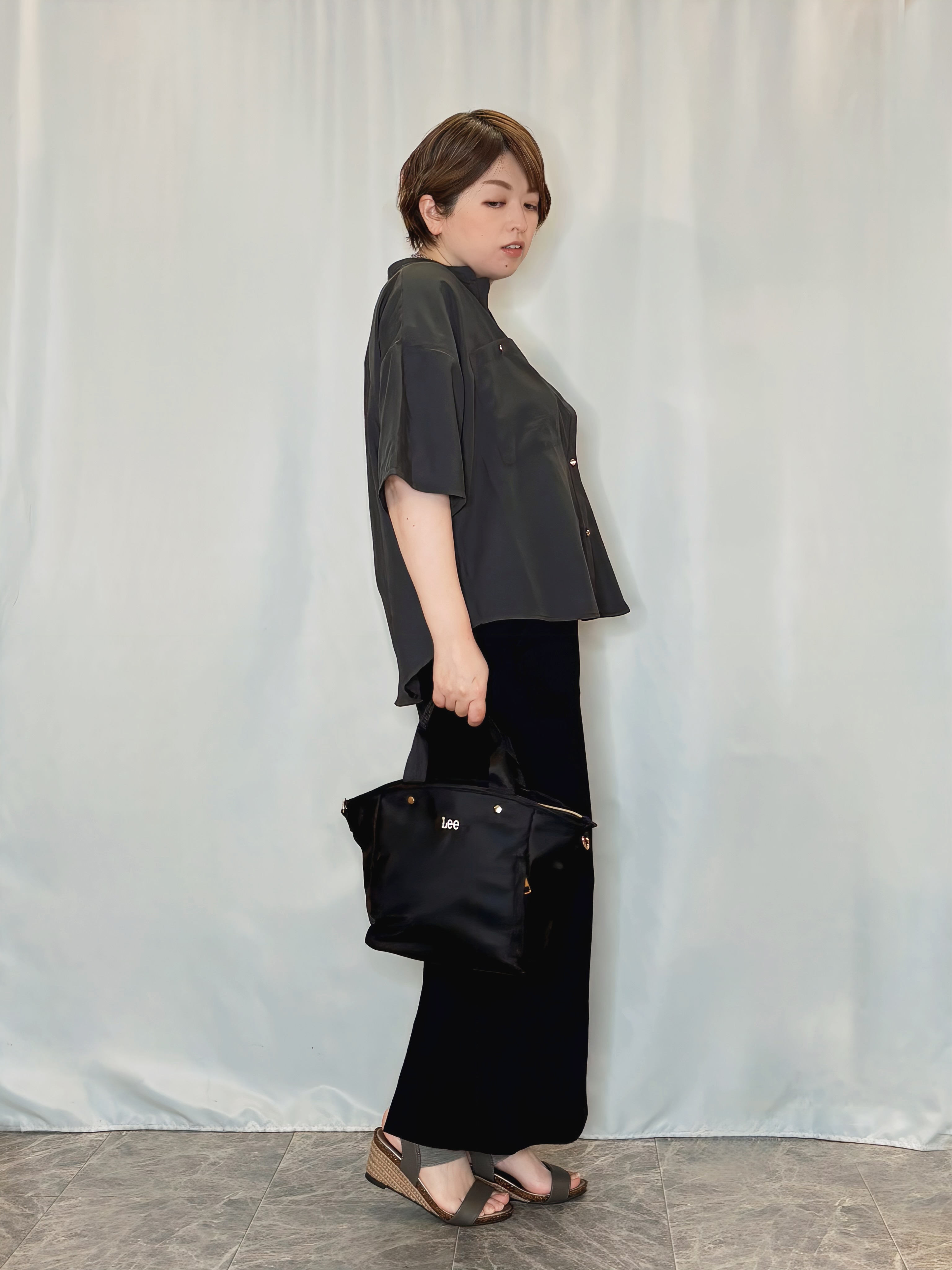 たみさんの「SHOO･LA･RUE｜【洗濯機可/S-LL】大人の抜け感 ゆるっと5分袖シャツ」を使ったコーディネート