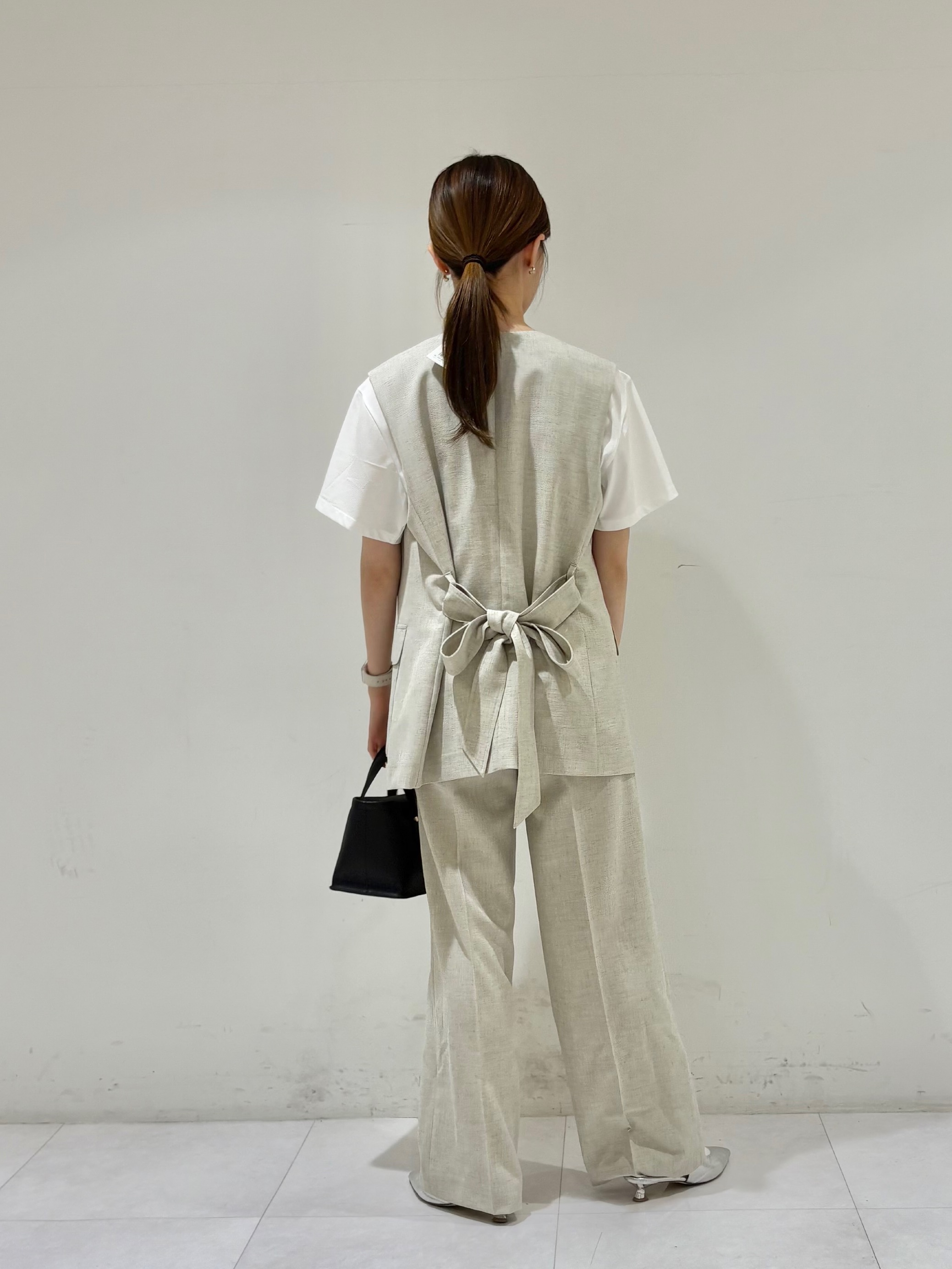 kyokaさんの「UNTITLED｜【セットアップ可/UV/接触冷感】スラブキーネックジレ」を使ったコーディネート