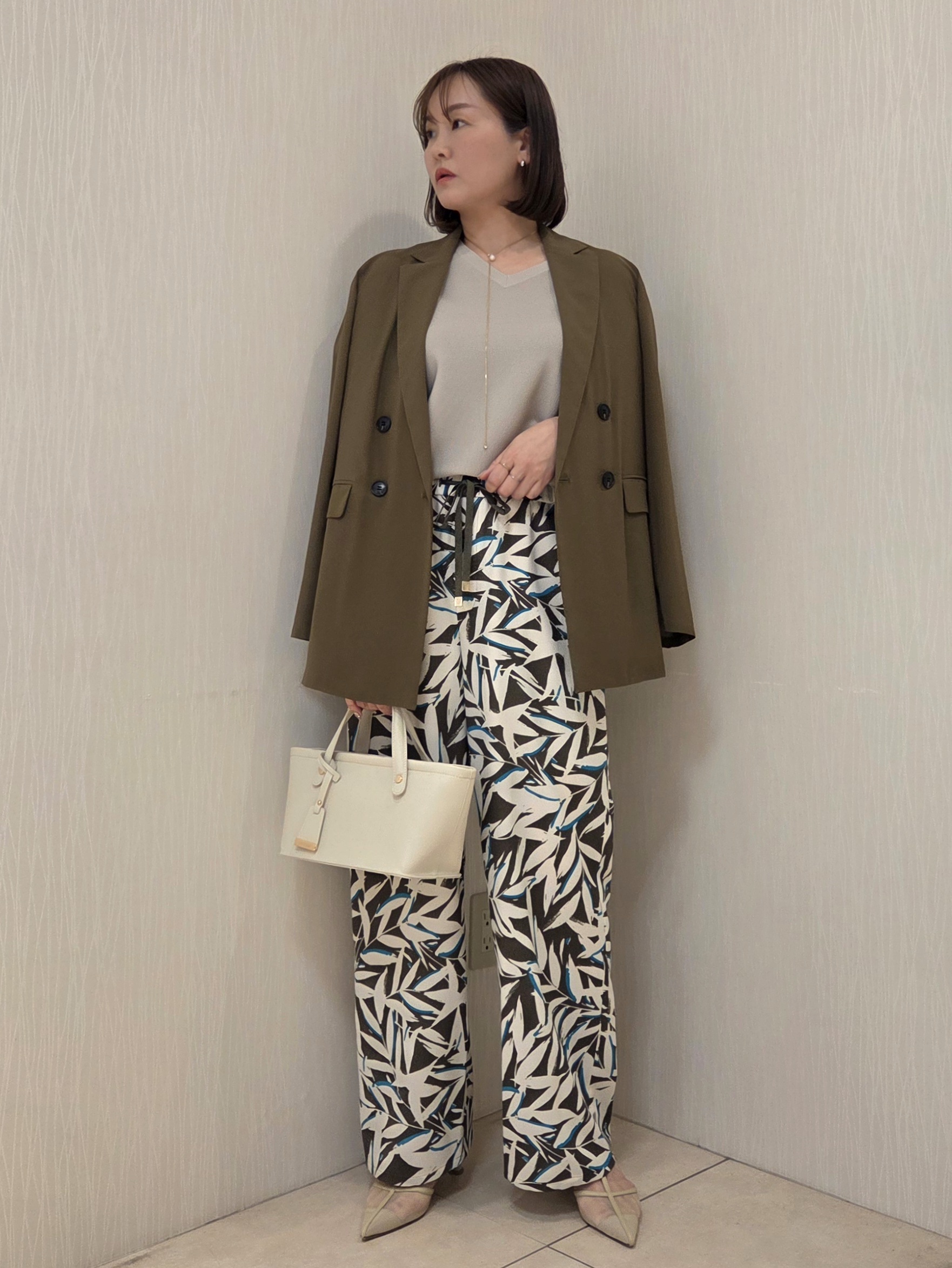 naokoさんの「UNTITLED｜【セットアップ可/接触冷感/通気性】ドライシアーダブルジャケット」を使ったコーディネート