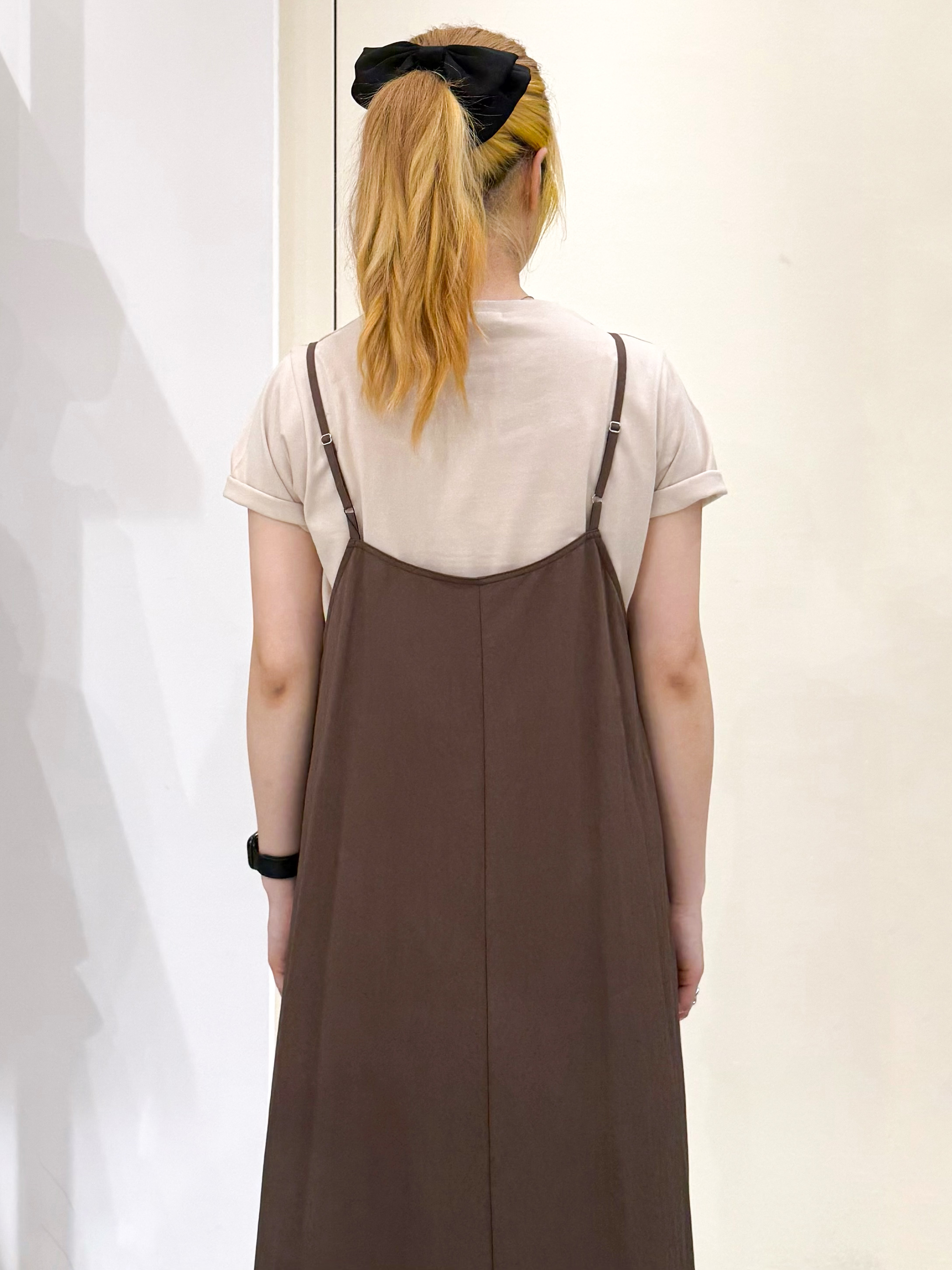 sayaさんの「OPAQUE.CLIP｜ロゴプリント刺繍アソートTシャツ【洗濯機OK】」を使ったコーディネート