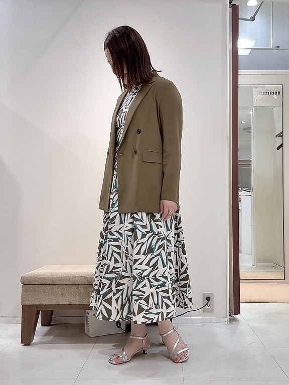 YUIさんの「UNTITLED｜【セットアップ可/接触冷感/通気性】ドライシアーダブルジャケット」を使ったコーディネート