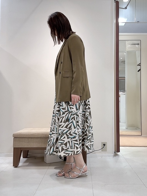 YUIさんの「UNTITLED｜【セットアップ可/接触冷感/通気性】ドライシアーダブルジャケット」を使ったコーディネート