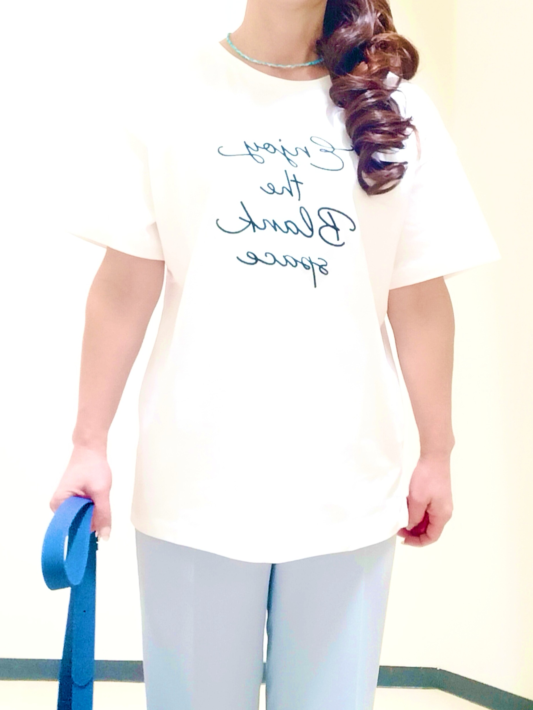 花さんの「Reflect｜【接触冷感】ラインアート刺繍Tシャツ」を使ったコーディネート