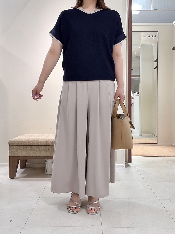 YUIさんの「UNTITLED｜【11色展開/体型カバー】前後2WAYフレンチスリーブニット」を使ったコーディネート