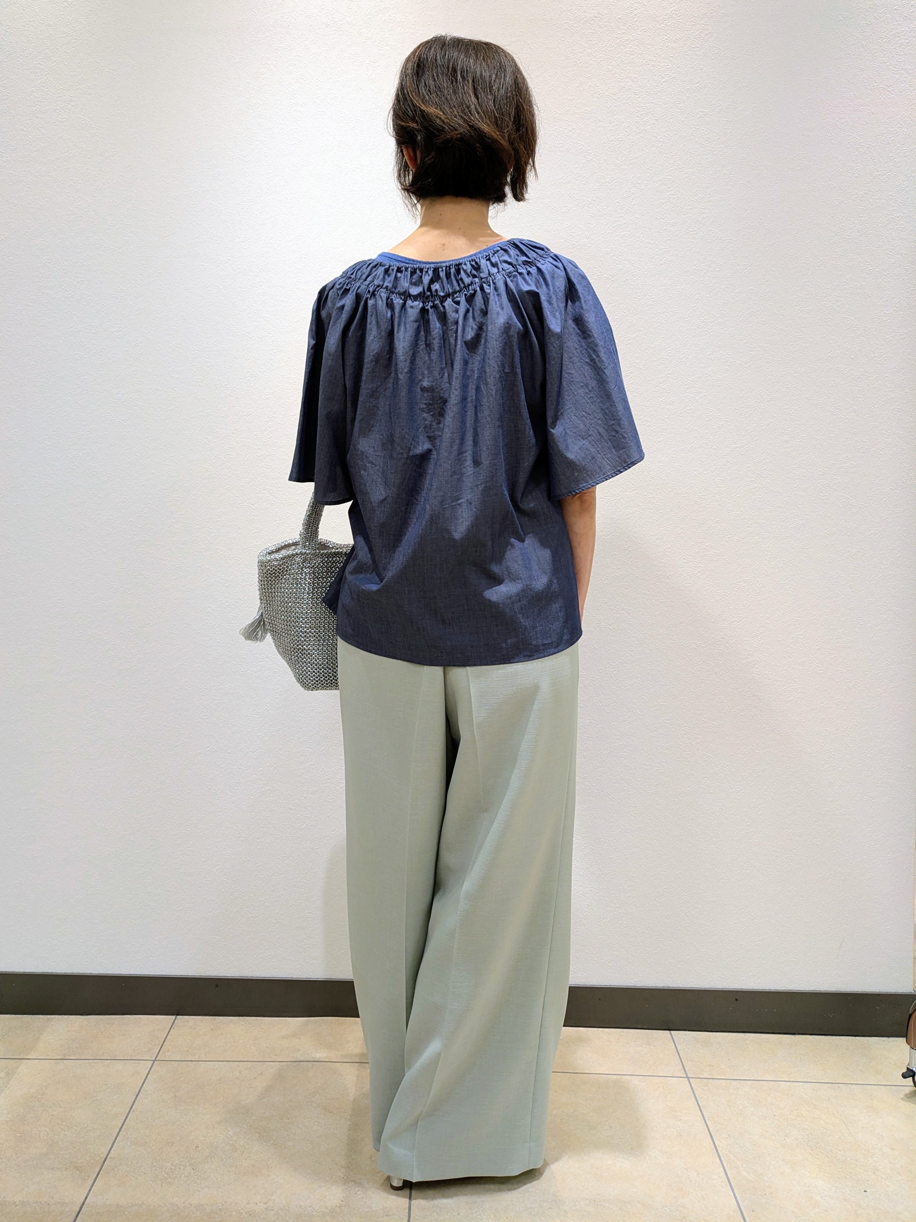 Rumiさんの「Reflect｜ネックギャザーデザインブラウス」を使ったコーディネート