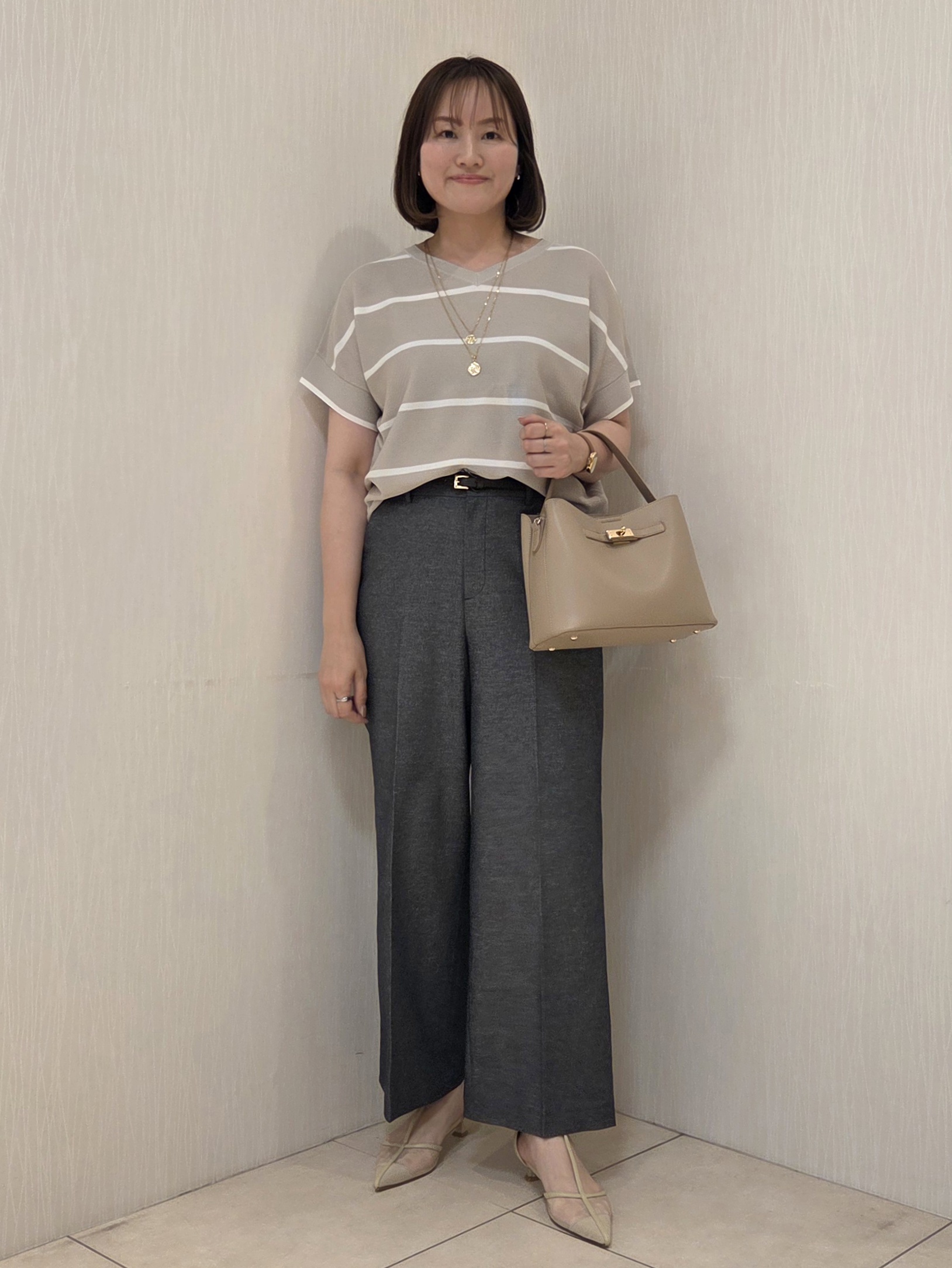 naokoさんの「UNTITLED｜【アンサンブル可/日除け・冷房対策】シアーレーヨンZIPカーディガン」を使ったコーディネート