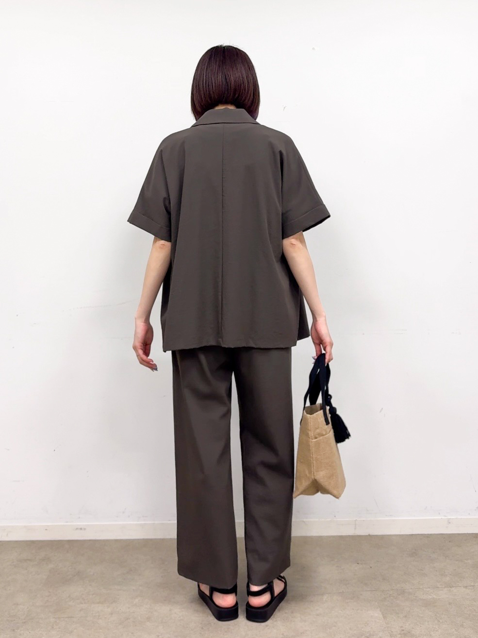 𝐜𝐡𝐢𝐤𝐚さんの「SHOO･LA･RUE｜【高レビュー/洗濯機可/セットアップ可】軽凛(かろりん) ひんやり半袖ジャケット」を使ったコーディネート