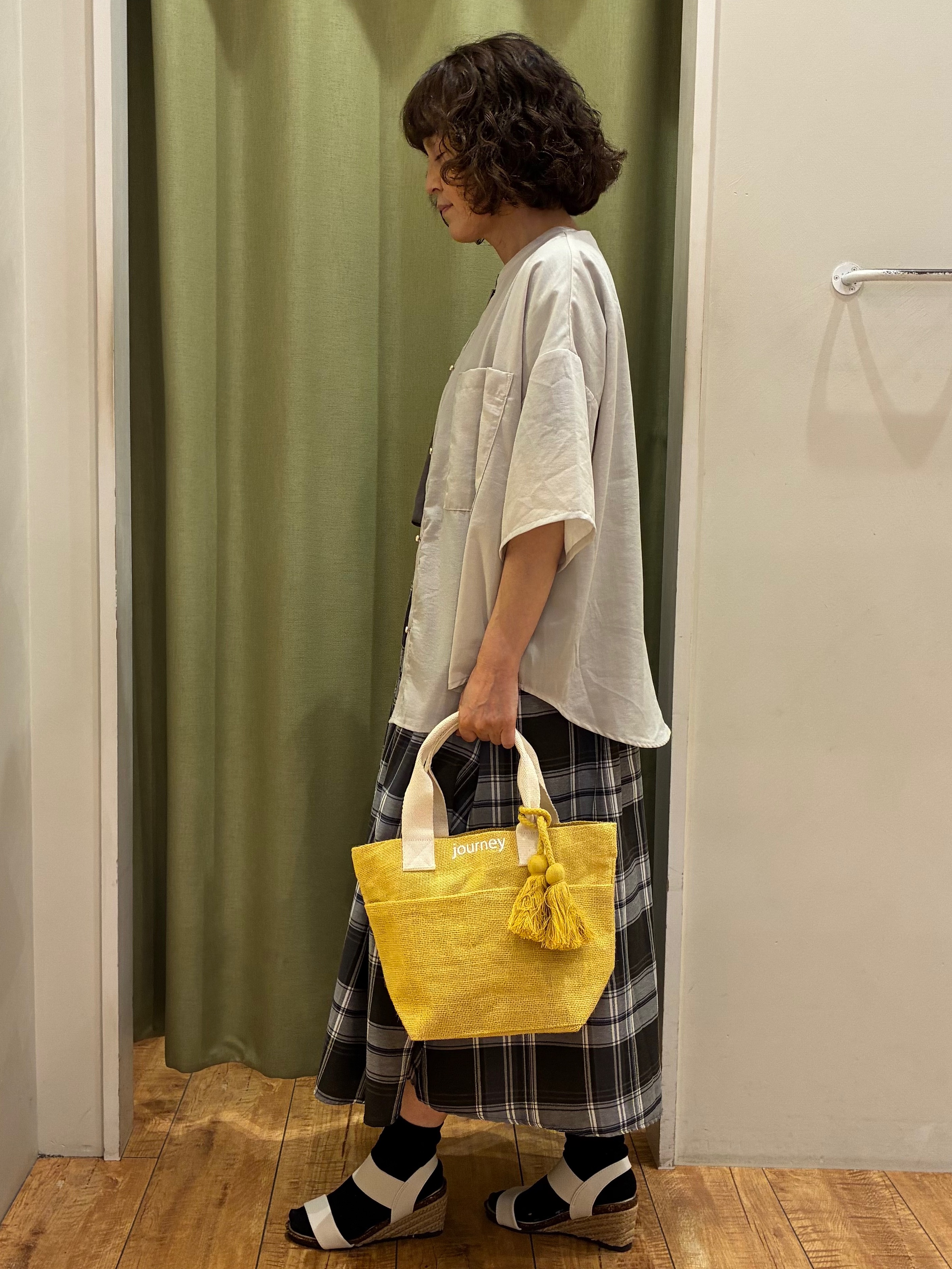 ☆ほしさんの「SHOO･LA･RUE｜【洗濯機可/S-LL】大人の抜け感 ゆるっと5分袖シャツ」を使ったコーディネート