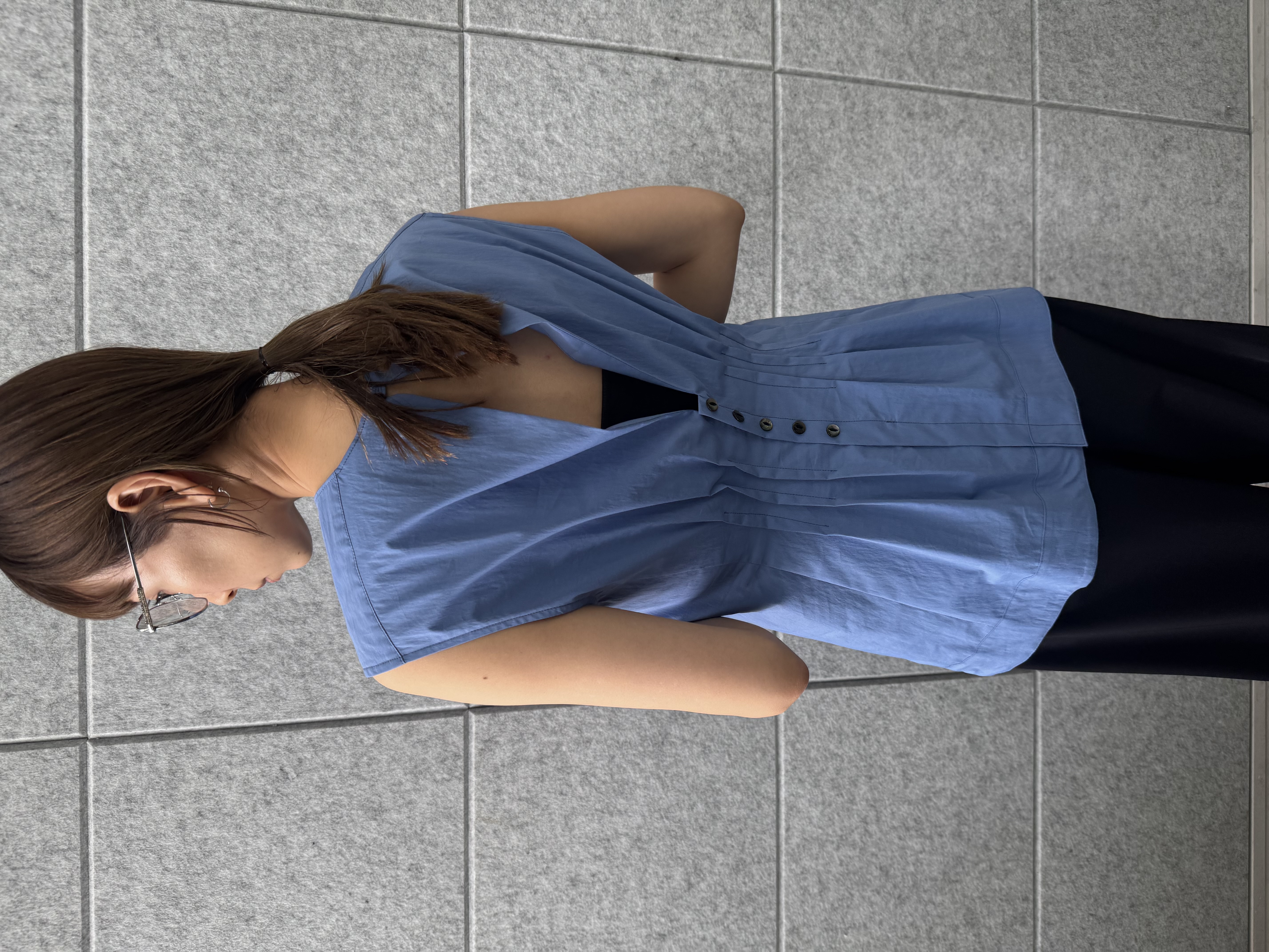 designer yukaさんの「CODE A｜back tack blouse」を使ったコーディネート