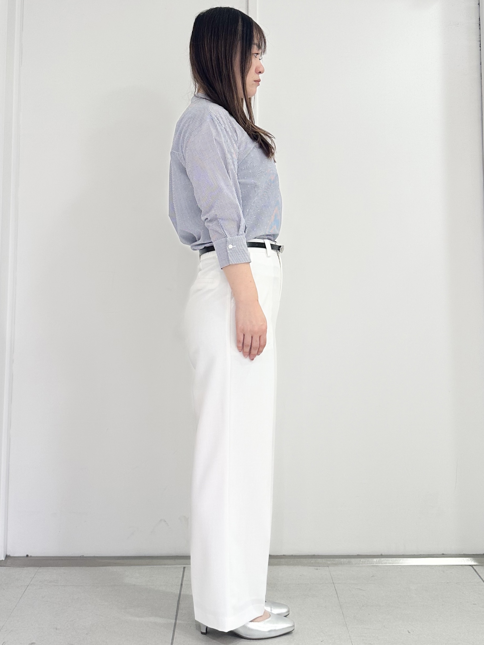 miさんの「Reflect｜【接触冷感】八分袖フロントフリルブラウス」を使ったコーディネート
