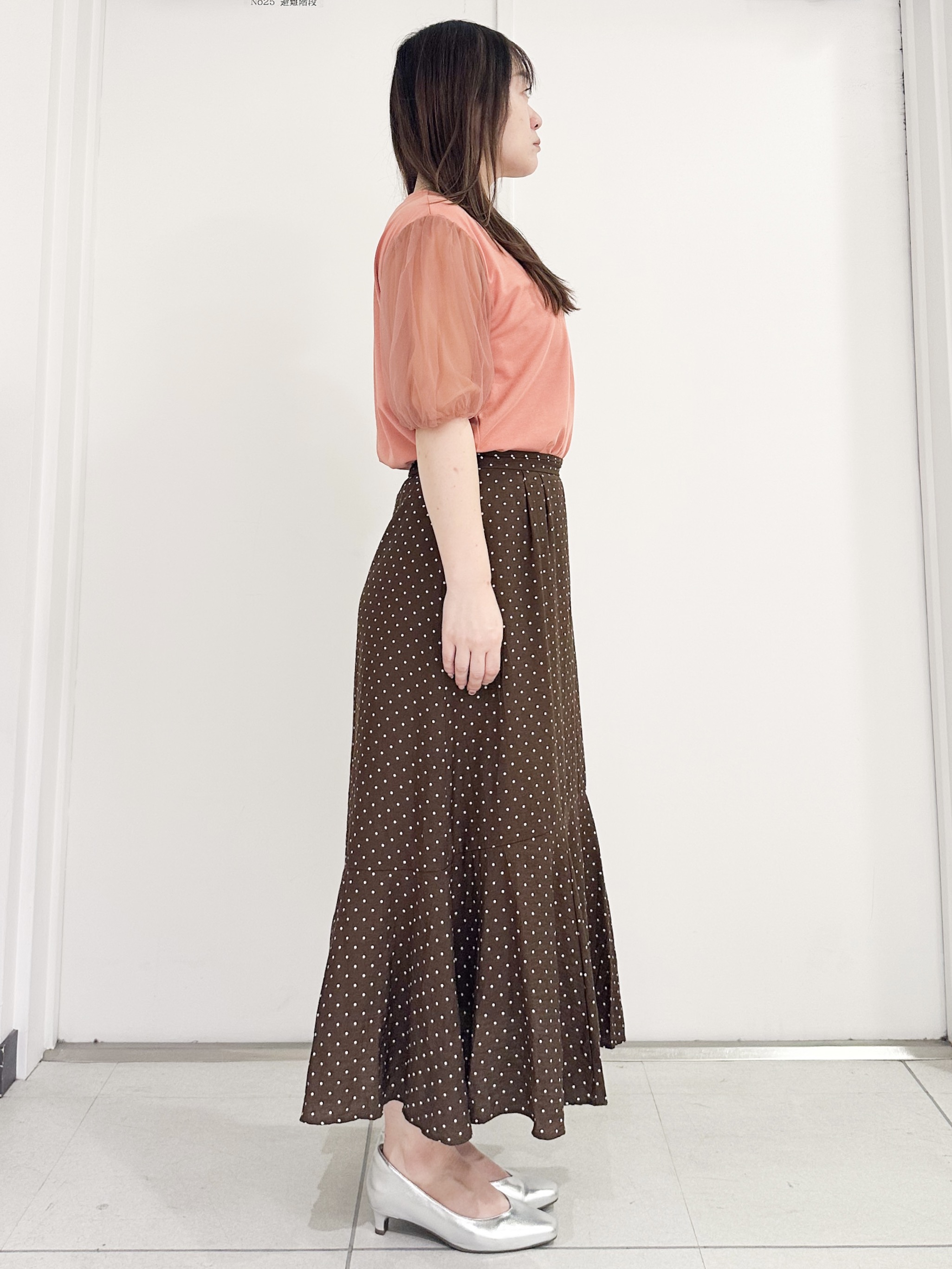 miさんの「Reflect｜【UVカット／接触冷感／吸水速乾】チュールスリーブプルオーバー」を使ったコーディネート
