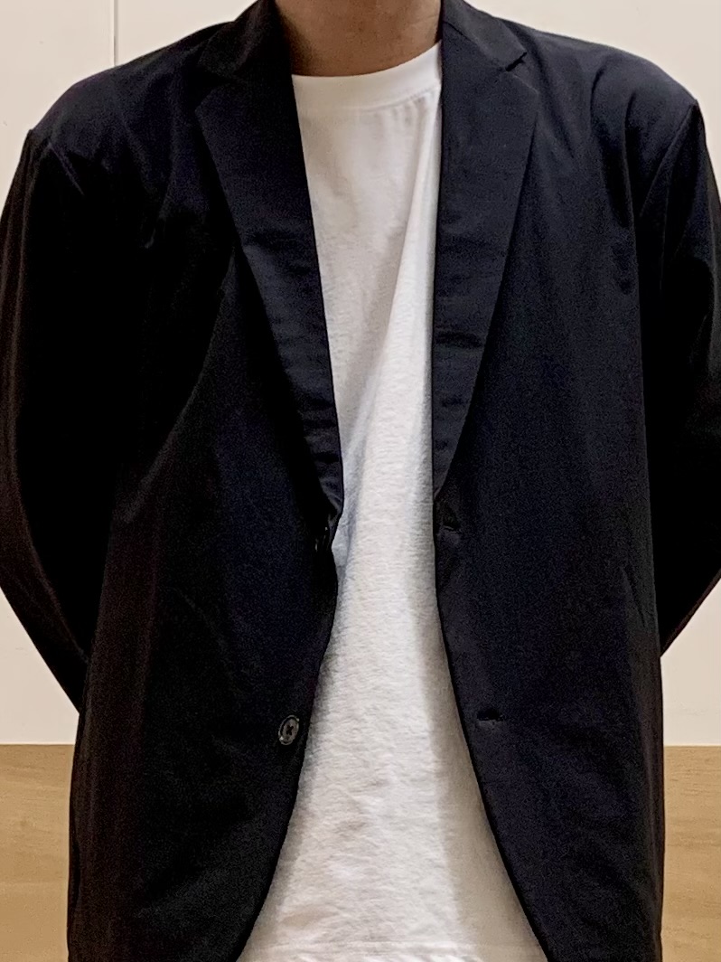 MATUさんの「THE SHOP TK｜《KURO》コーデュラナイロン ジャケット セットアップ可／防シワ／撥水／ストレッチ」を使ったコーディネート
